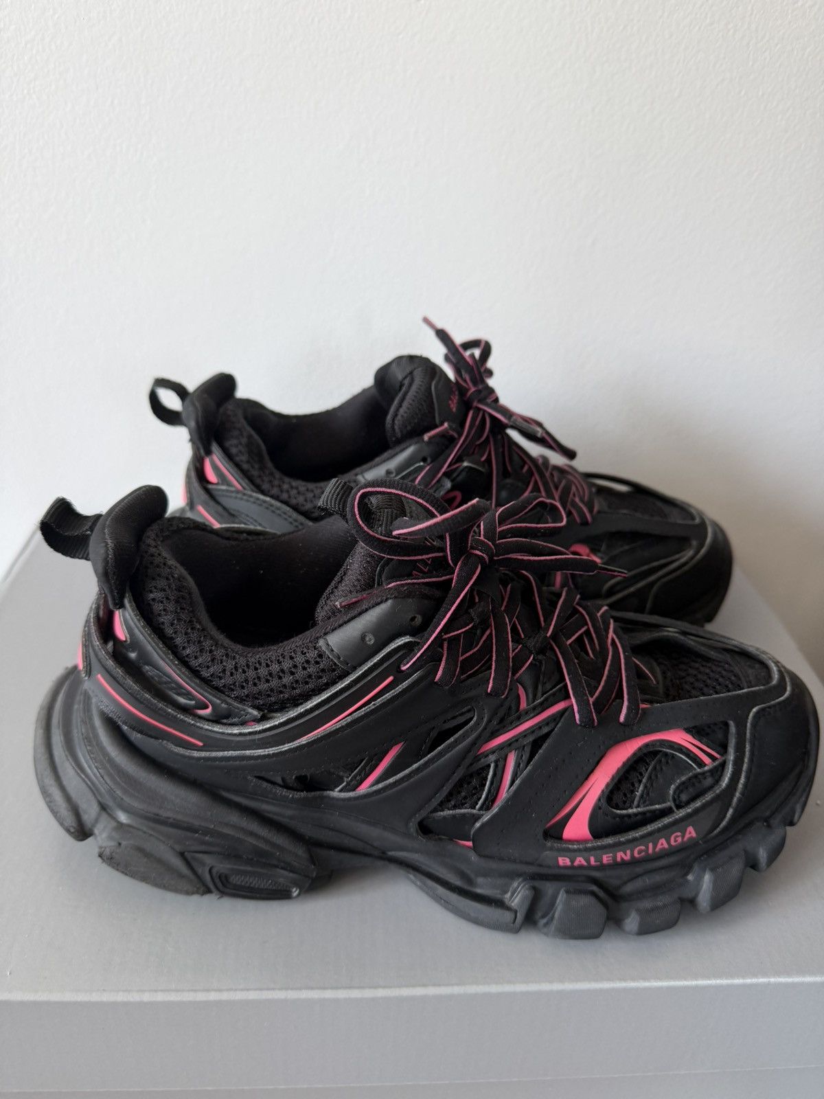 Balenciaga Balenciaga track pink+black 38eu Size US 8 / IT 38 - 2 Thumbnail