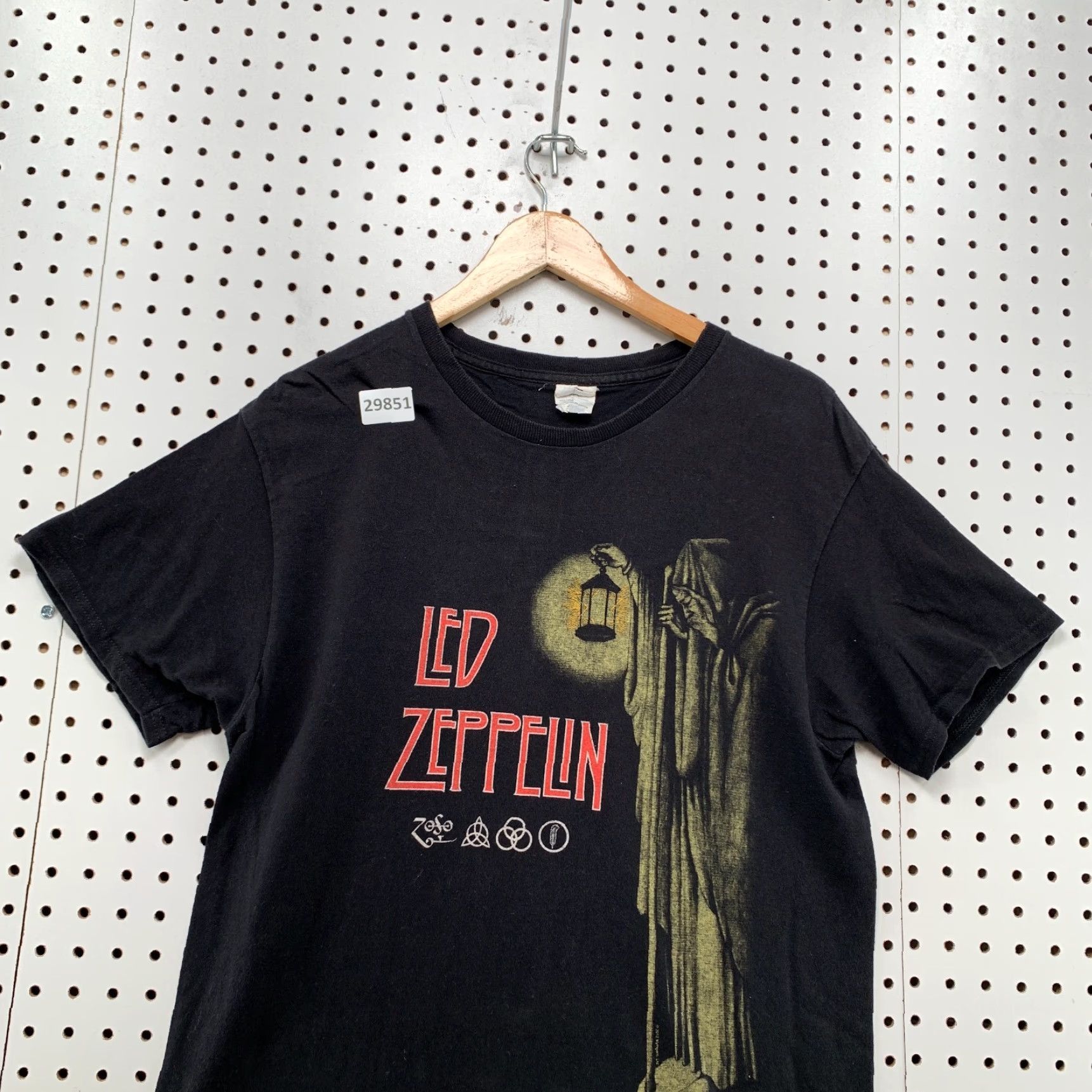 Delta VINTAGE Delta T-Shirt Men's Medium Black 1960s Music Shirt Short Sleeve Crew Neck Vintage Rock Shirt Mens M Black Tee Size US M / EU 48-50 / 2 - 5 Thumbnail
