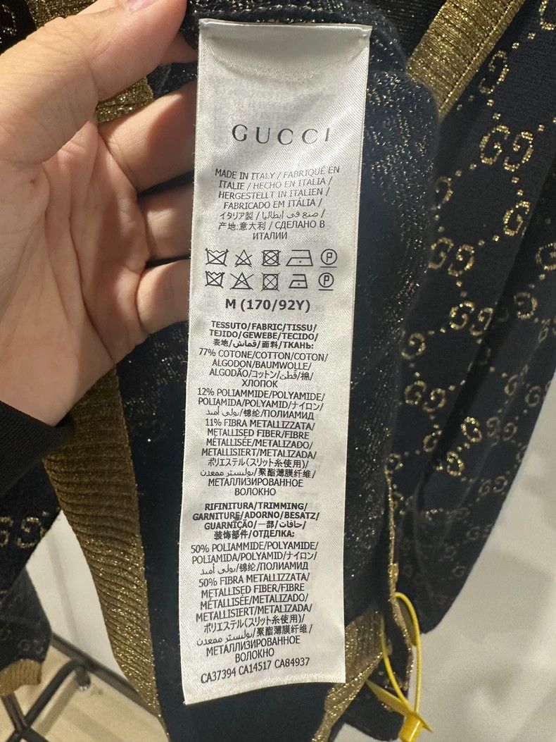 Gucci Gucci Black gold GG full print logo cardigan sweater 2501-N Size US M / EU 48-50 / 2 - 4 Thumbnail