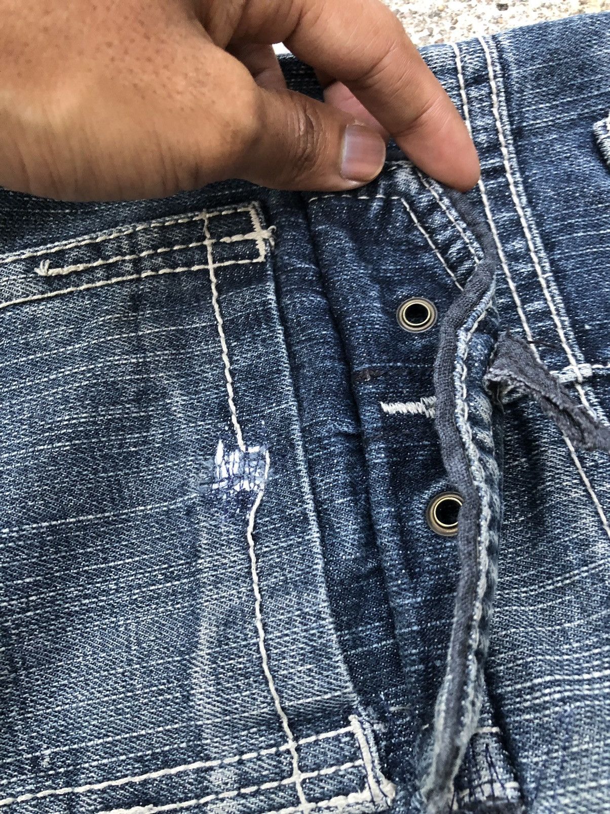 Japanese Brand BATSU STUDIO PAINTED DENIM Size US 28 / EU 44 - 9 Thumbnail