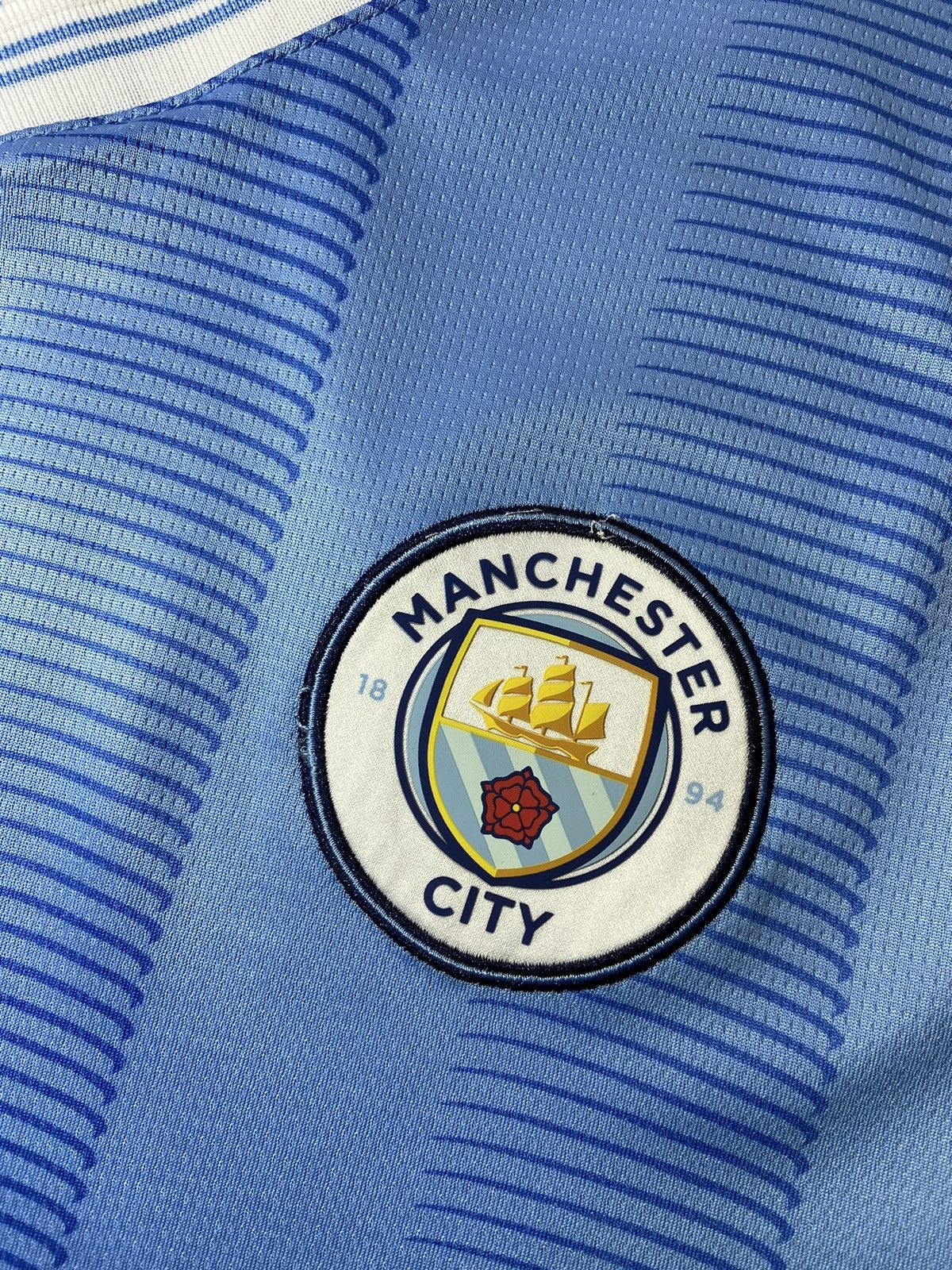 Puma Manchester City Vintage Puma Football Jersey Home T-shirt Size US XL / EU 56 / 4 - 5 Thumbnail