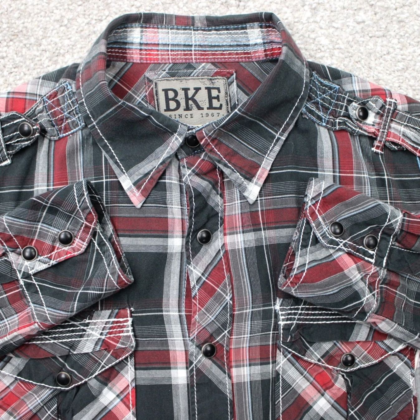 BKE BKE Pearl Snap Shirt Mens Small Red/Black Plaid Athletic Fit Cotton Long Sleeve Size US S / EU 44-46 / 1 - 2 Thumbnail