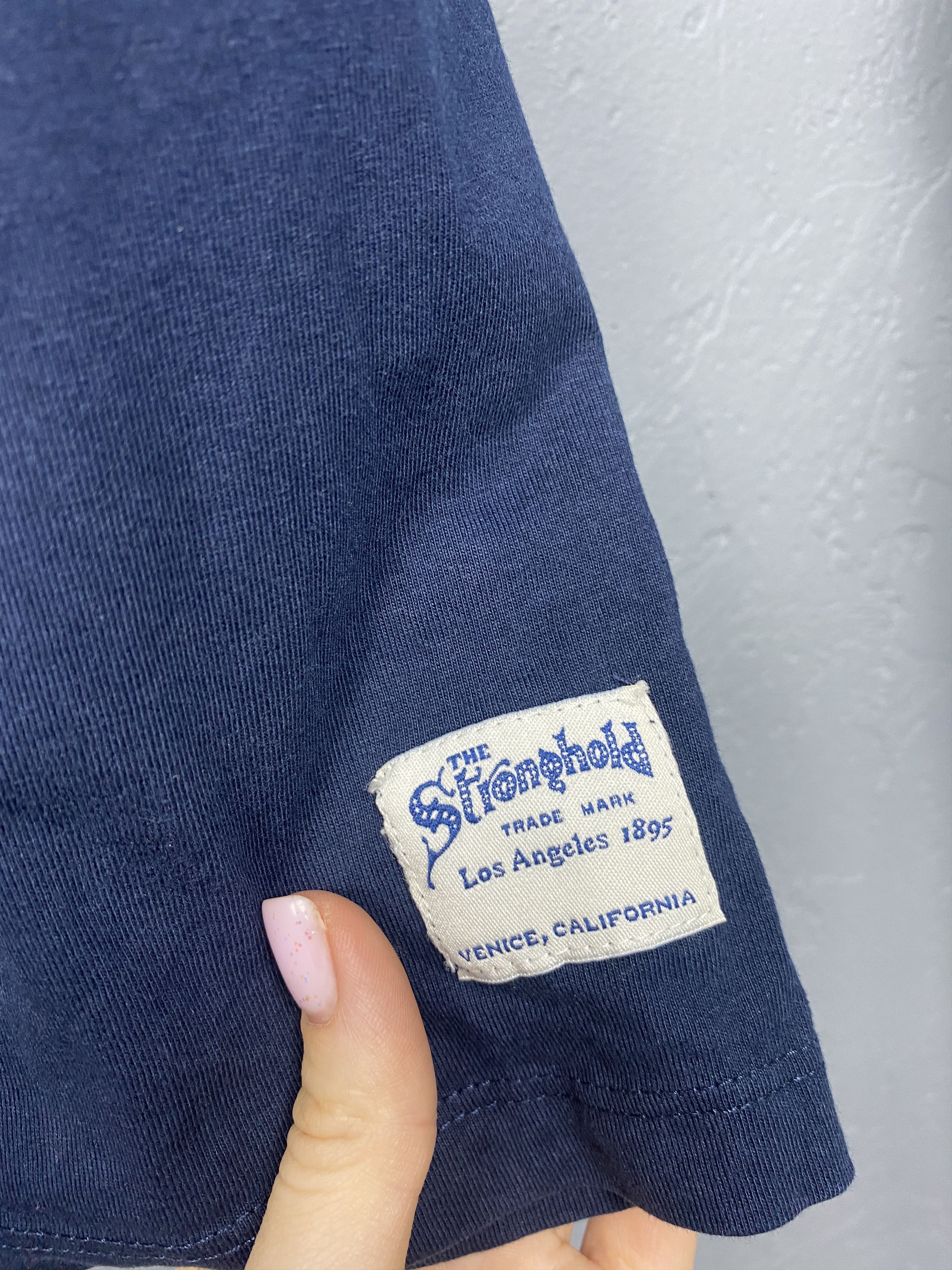 The Stronghold The Stronghold Vintage Mens T-Shirt Y2K Tee Size US L / EU 52-54 / 3 - 8 Thumbnail