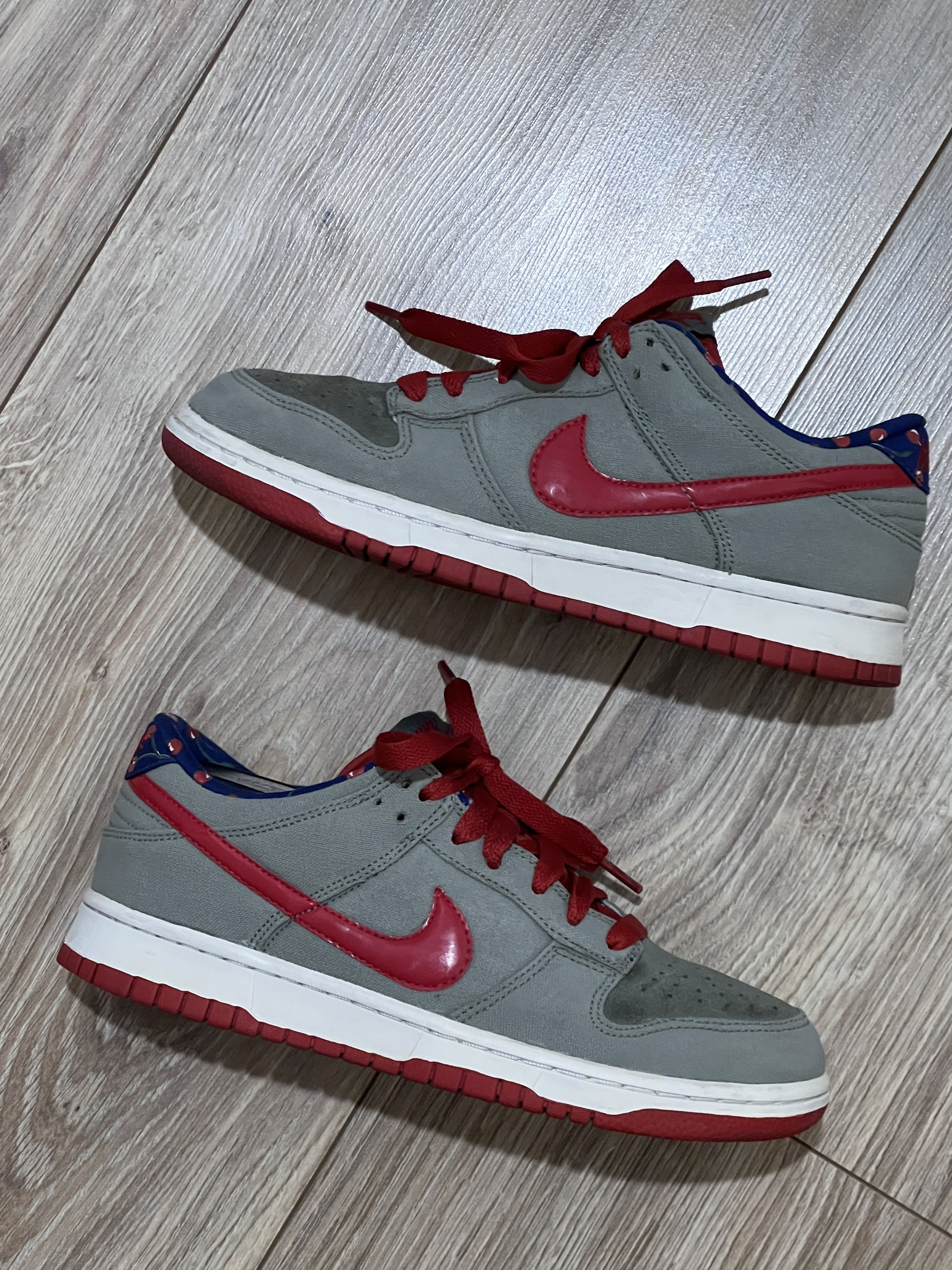 Nike × Vintage Shoes Nike Dunk Cherry x Paul Marrot Argentina 2009 Woman Size US 8 / IT 38 - 6 Thumbnail