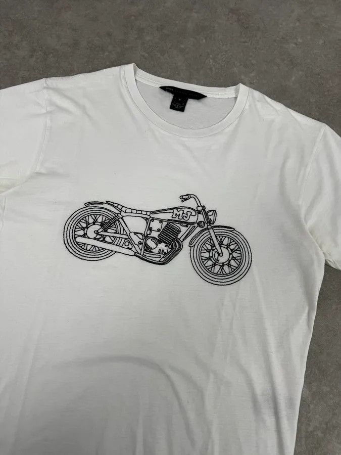 Marc Jacobs 2000s Marc Jacobs White Motorcycle T-Shirt Size US S / EU 44-46 / 1 - 5 Thumbnail