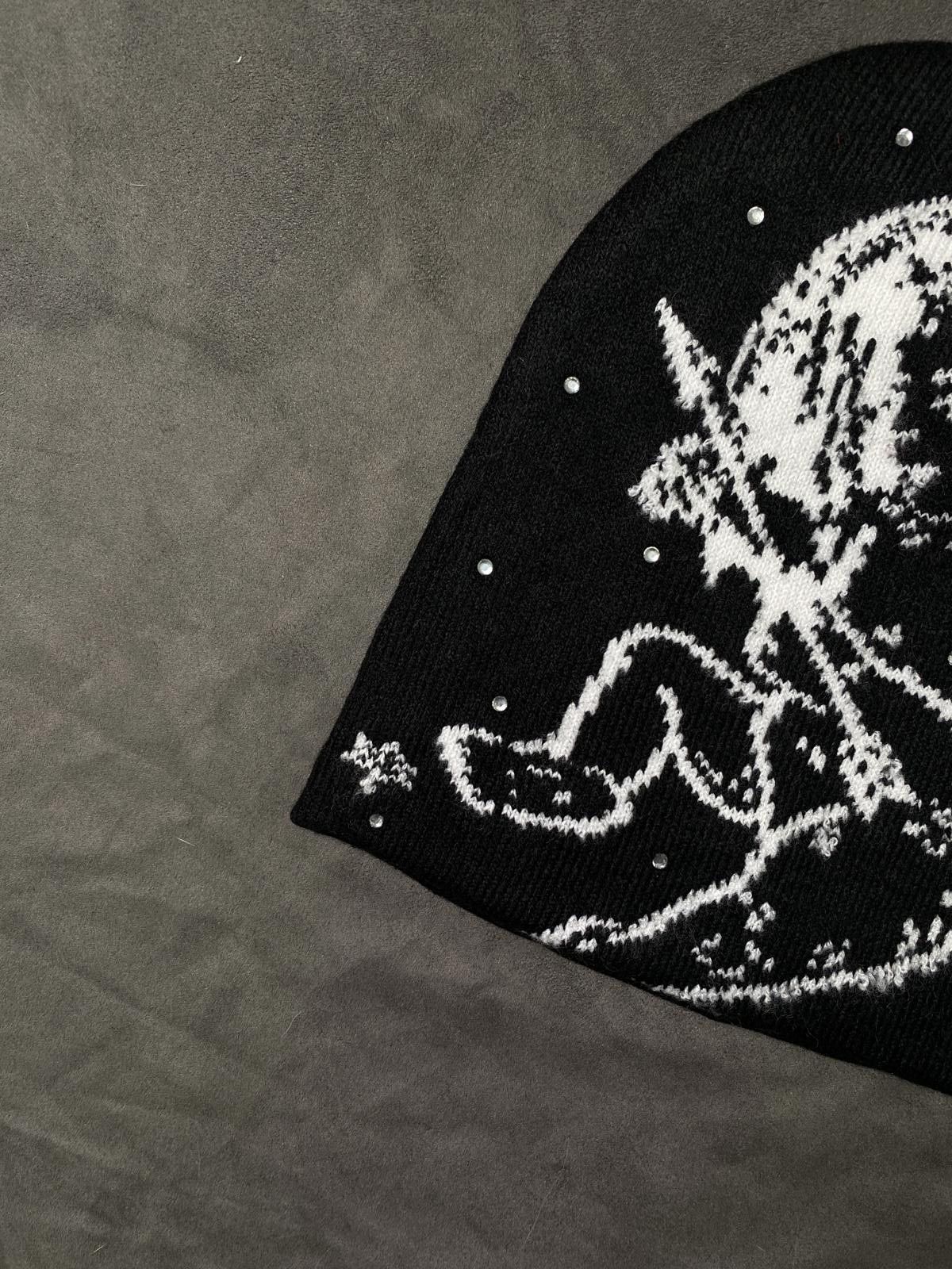 Japanese Brand Rare White Angel Graphic No Cuff Knit Black Beanie Hats OS Size ONE SIZE - 3 Thumbnail