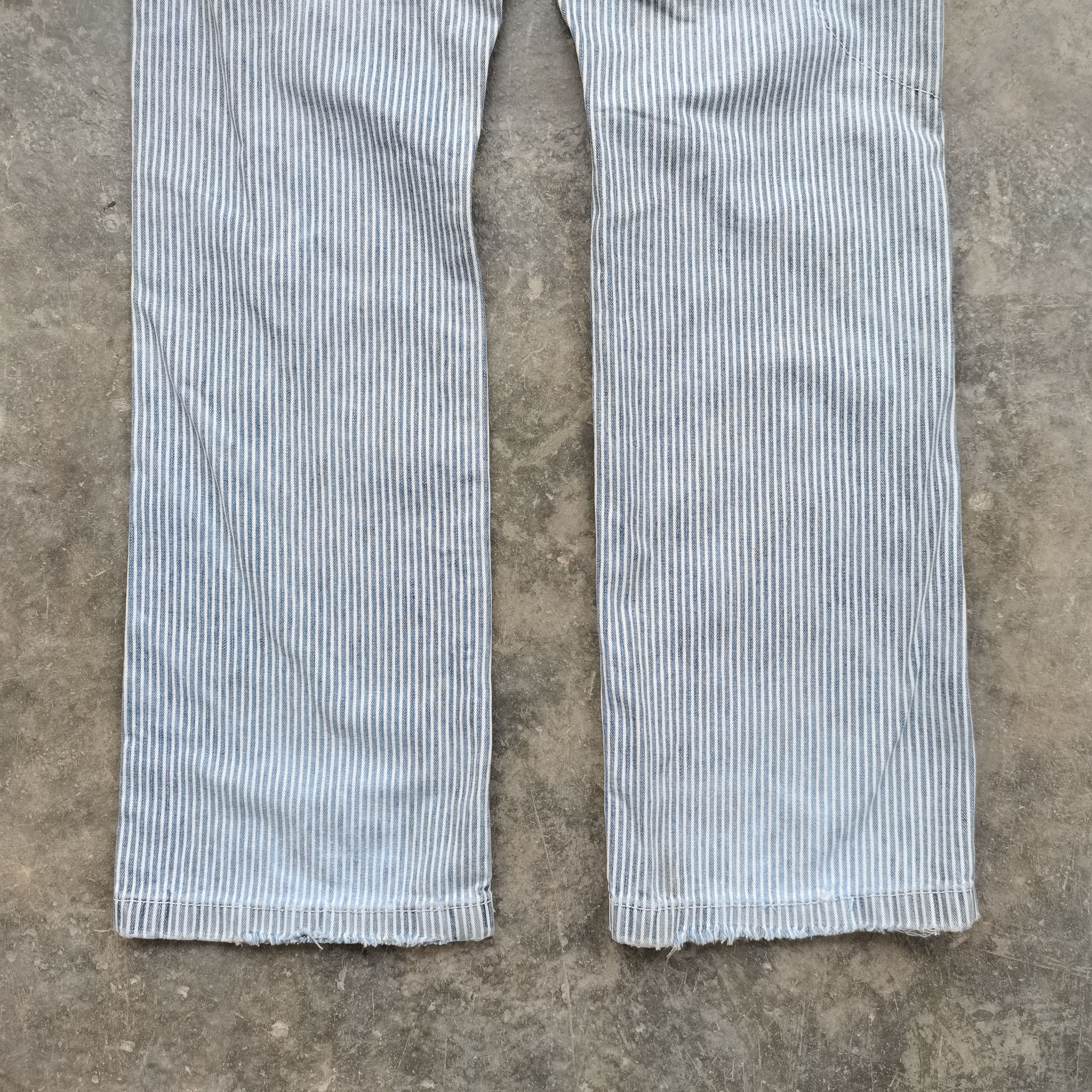 Quiksilver × Vintage Vintage QUIKSILVER Hickory Stripes Distress Faded Denim Size US 31 - 8 Thumbnail