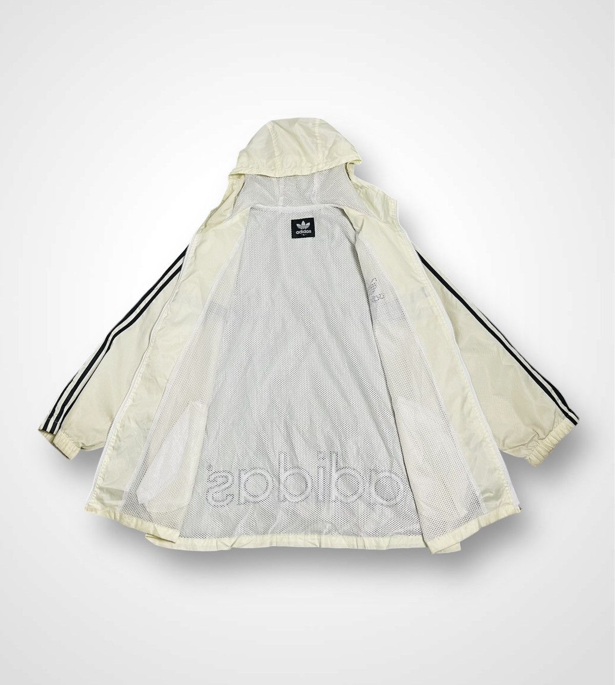 Adidas Vintage Adidas Windbreaker Hoodie Jacket (22) Size US XL / EU 56 / 4 - 3 Thumbnail