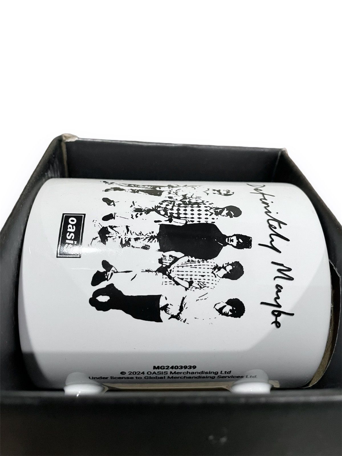 Band Tees OASIS DEFINITELY MAYBE GROUP WHITE COFFEE MUG (2025) Size ONE SIZE - 5 Thumbnail