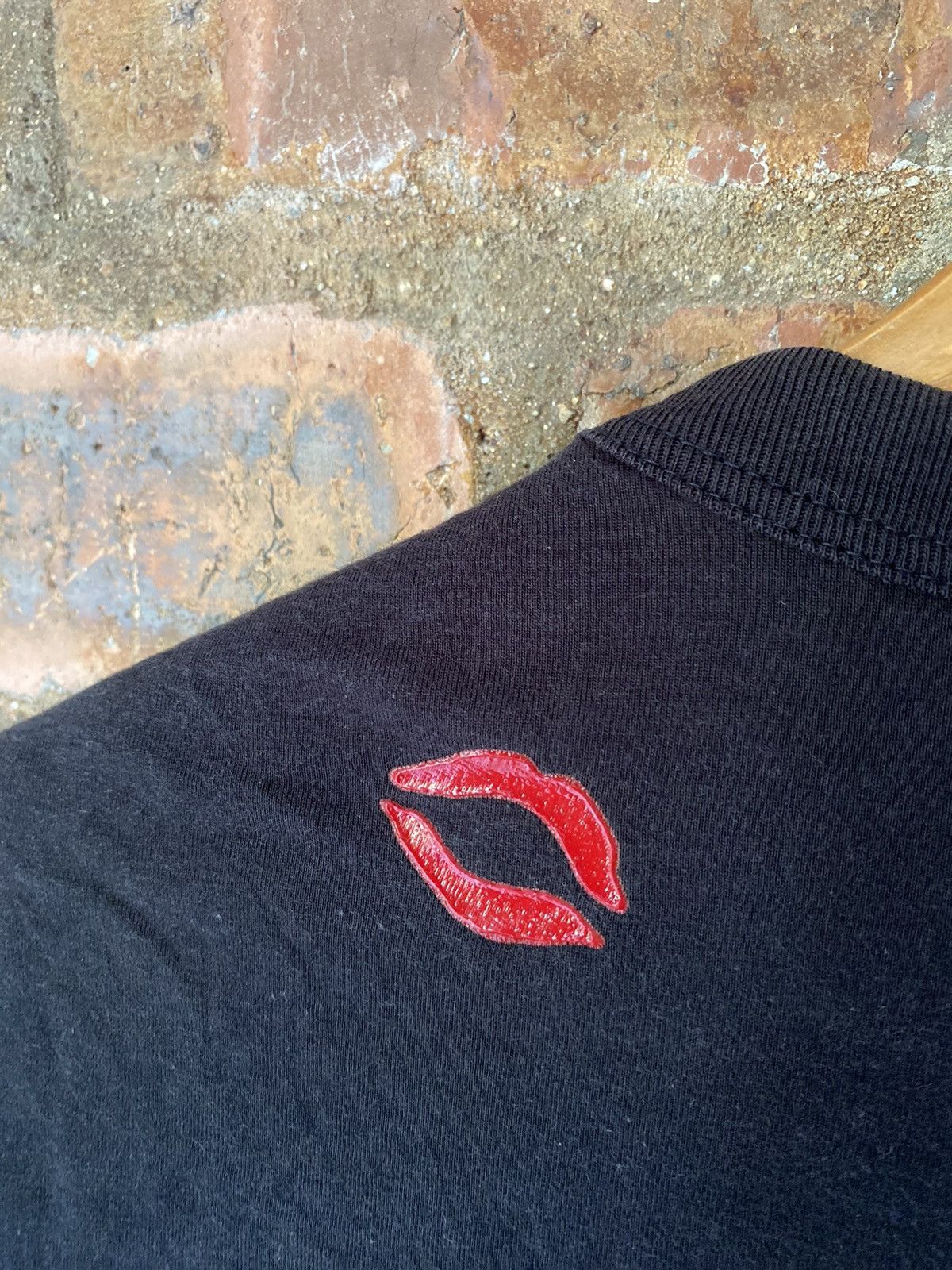 Jean Paul Gaultier 1980s JPG lips Kiss LS Size US M / EU 48-50 / 2 - 7 Thumbnail