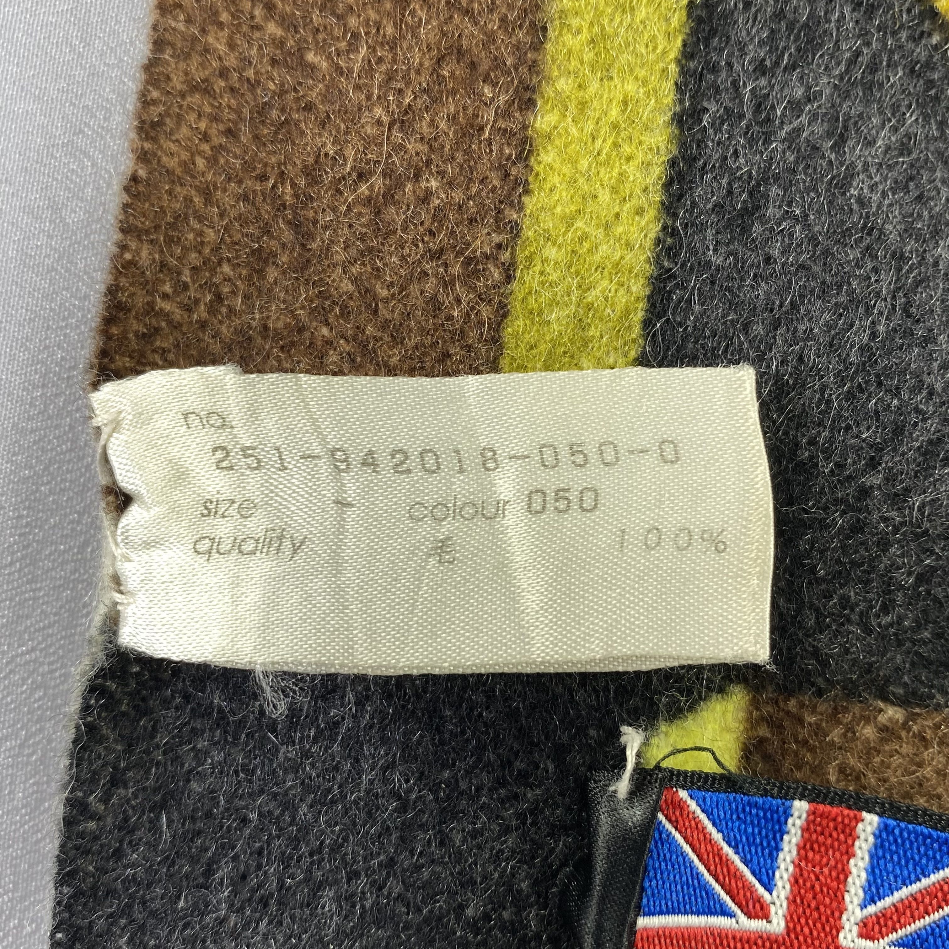 Other Mary Quant London Scarf Big Size Neck Wrap Wool Muffler Size ONE SIZE - 7 Thumbnail