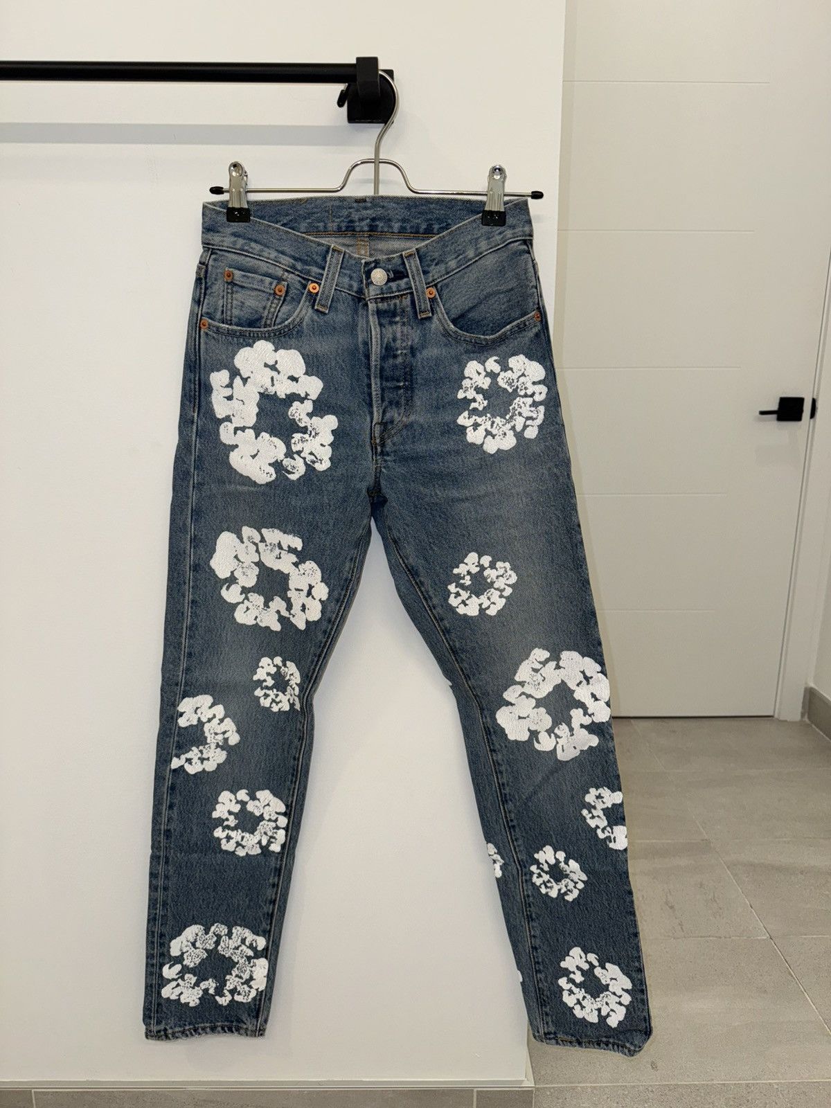 DENIM TEARS × Levi's Denim Tears x Levi’ Jeans Size 25" / US 0 / IT 36 - 3 Thumbnail