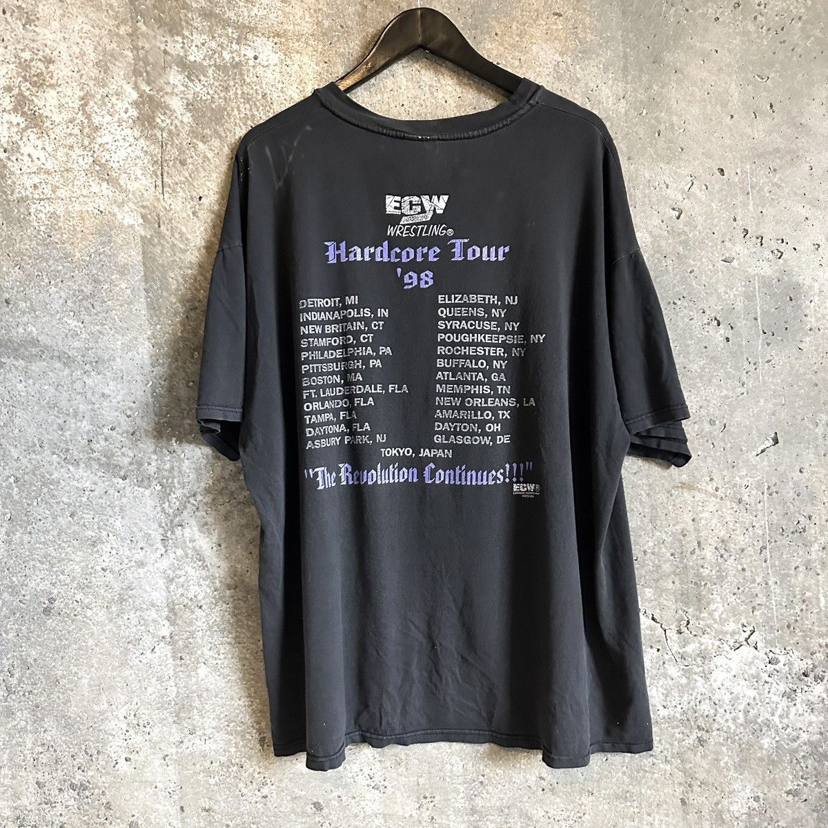 Vintage THRASHED HARDCORE CAFE EMPIRE STATE EXPLOSION T-Shirt Size US XXL / EU 58 / 5 - 4 Thumbnail