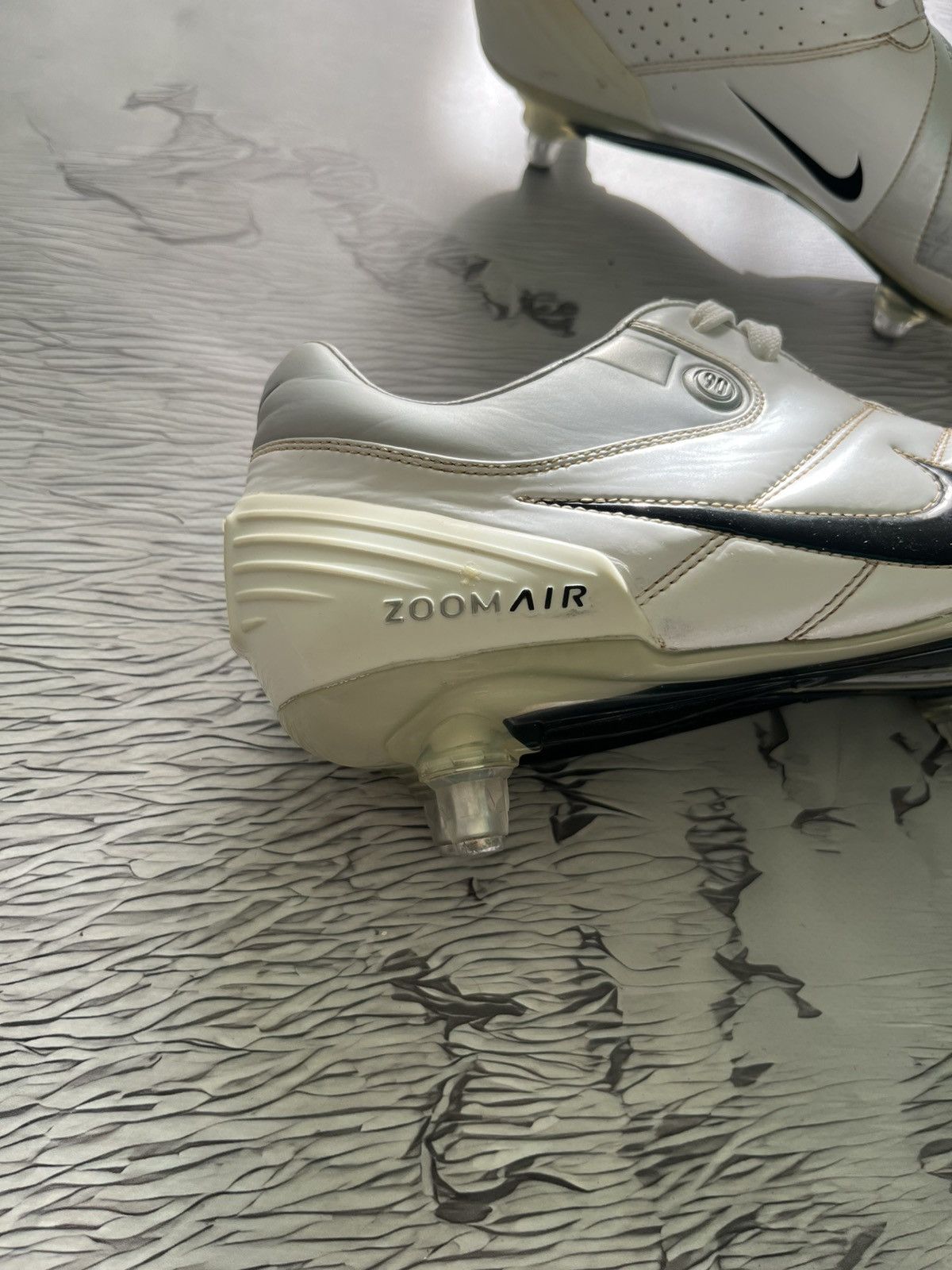 Nike Nike Total 90 Air Zoom Vintage Football Soccer Boots White Size US 9.5 / EU 42-43 - 4 Thumbnail