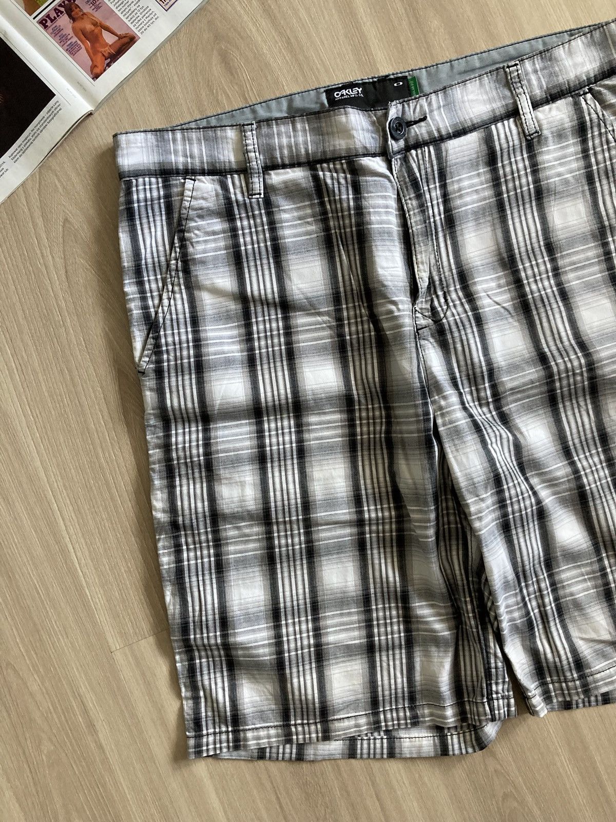 Oakley Vintage Oakley Flannel Shorts Size US 36 / EU 52 - 5 Thumbnail