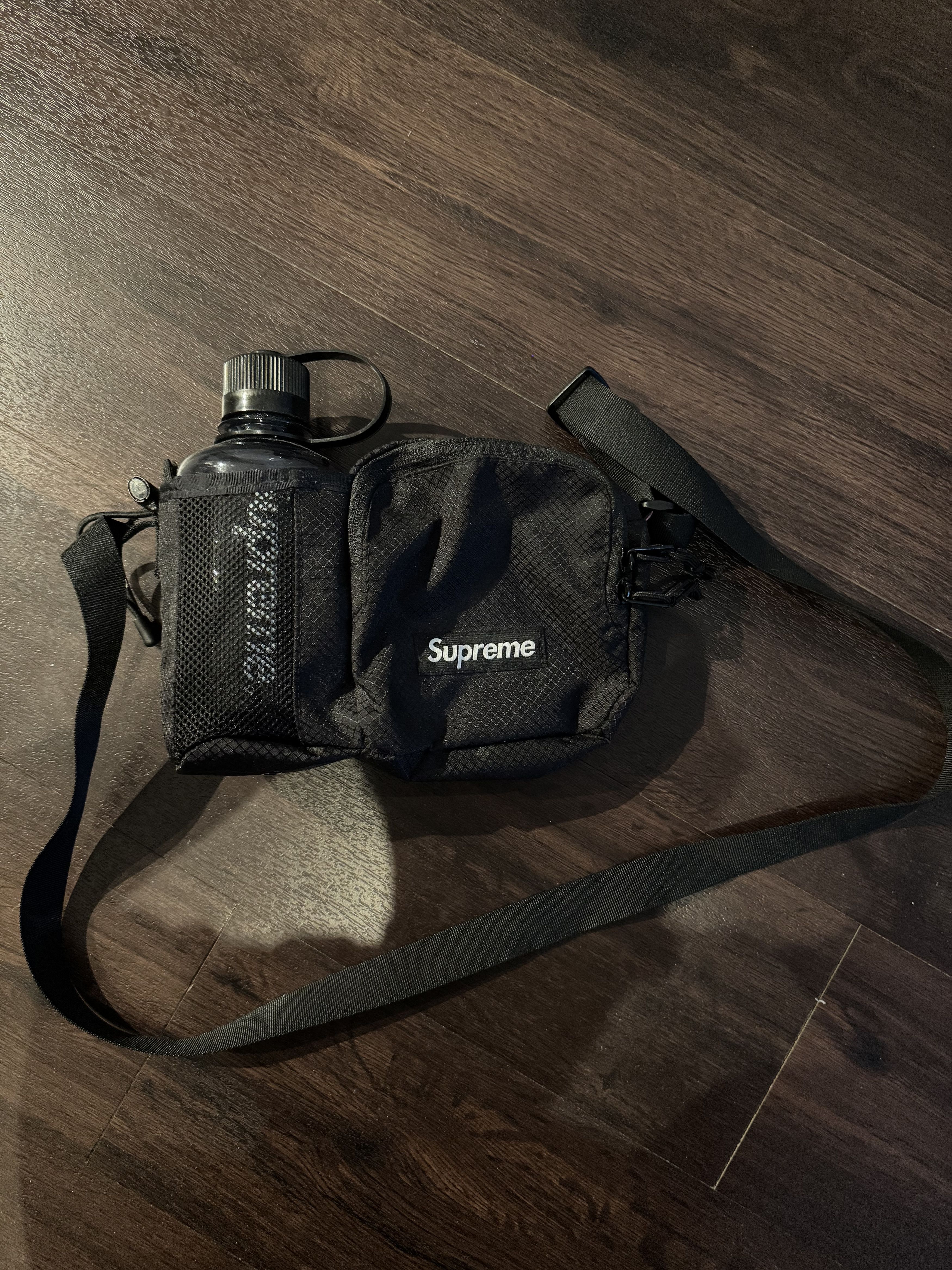 Supreme Supreme Side Bag 'Black' with Nalgene Bottle Size ONE SIZE - 1 Thumbnail