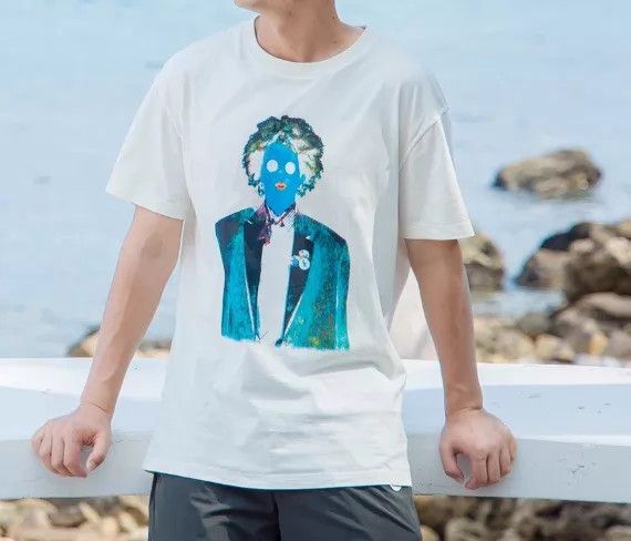 Louis Vuitton LV white short sleeve tee exploding head neon figure 95% new XL Size US XL / EU 56 / 4 - 4 Thumbnail
