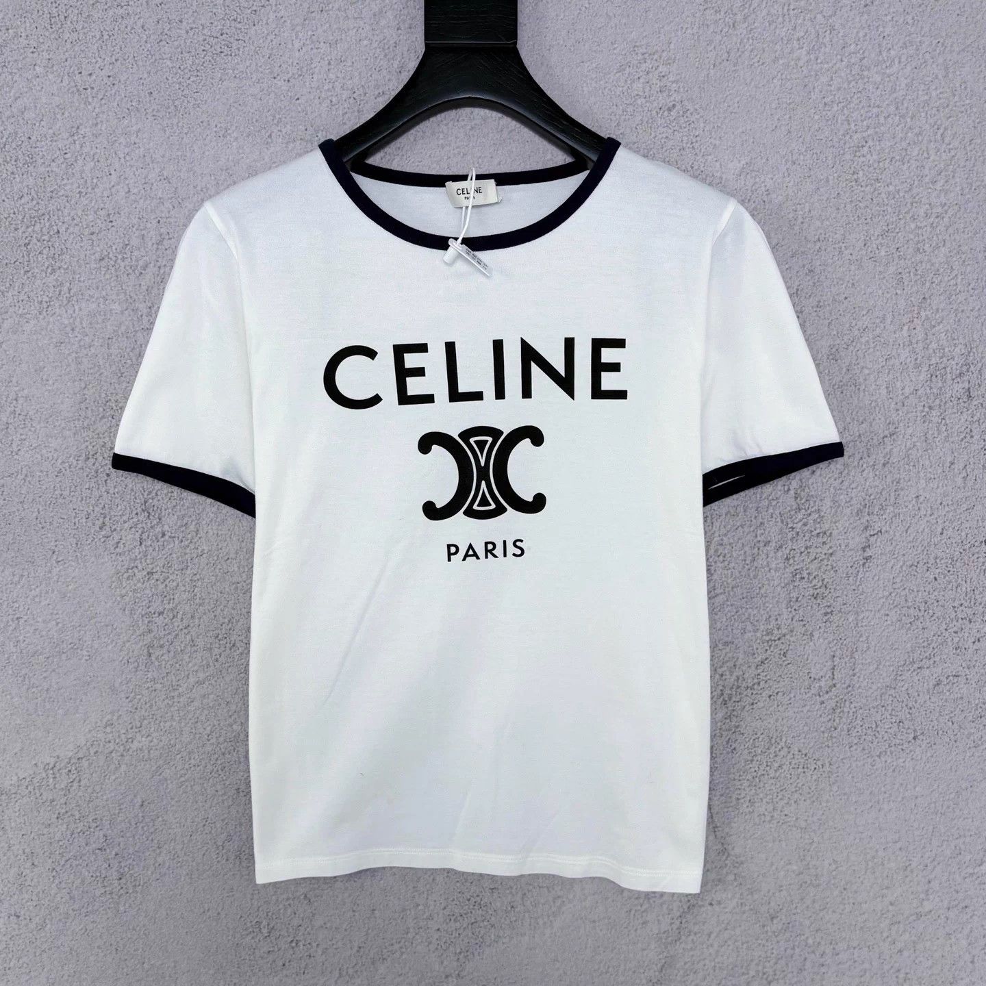 Celine CELINE Triomphe Logo Print Short Tee L Unworn Size L / US 10 / IT 46 - 1 Thumbnail