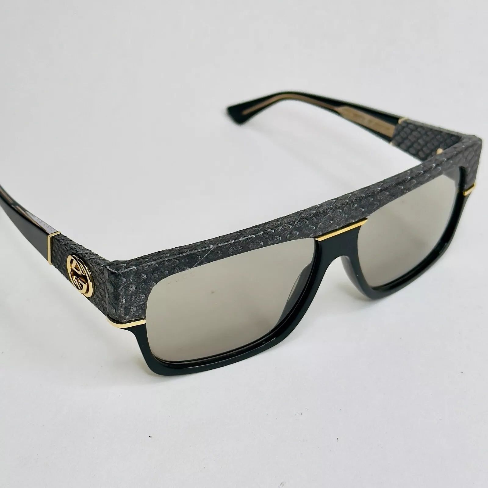 Gucci GUCCI 0483 Black Gray Python Leather Sunglasses GG0483S Size ONE SIZE - 4 Thumbnail