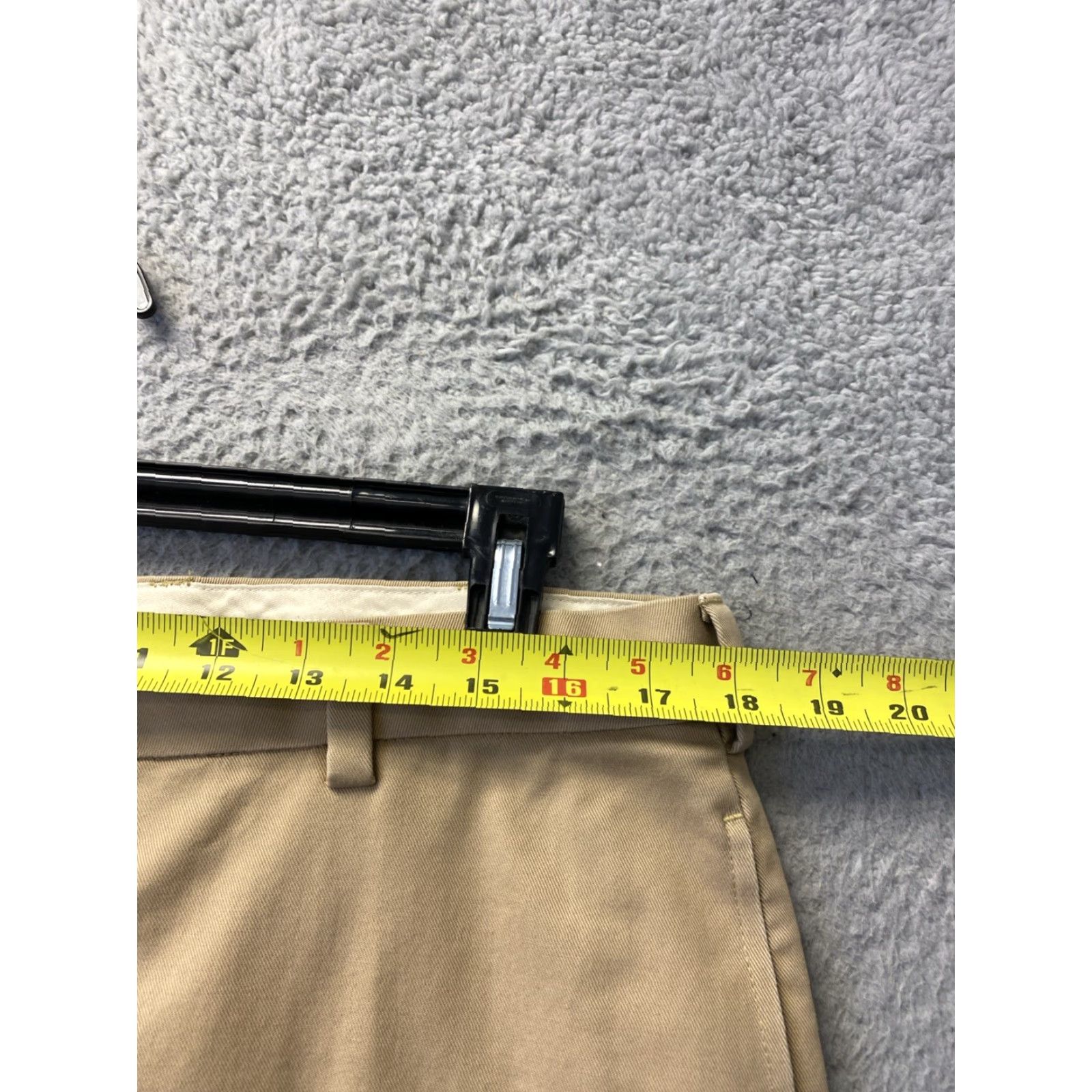 Brooks Brothers Brooks Brothers Chino Pants Mens 36x32 Tan Slim? Regular Flat Front 32 Inseam Dress Casual Men Tan Brooks Brothers Pants Size US 36 / EU 52 - 3 Thumbnail