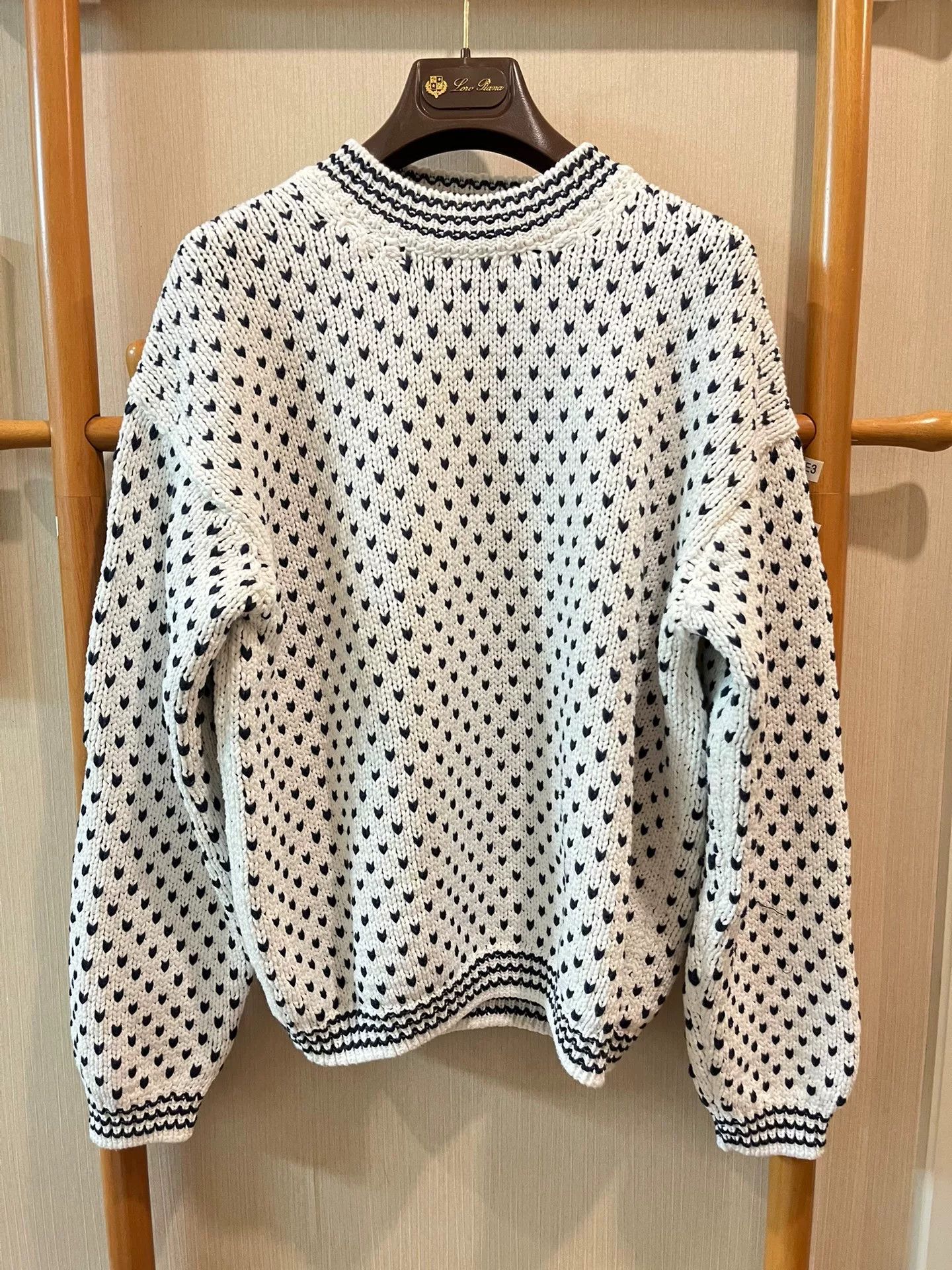 Loro Piana Loro Piana White Heart Knit Sweater Size US M / EU 48-50 / 2 - 1 Thumbnail