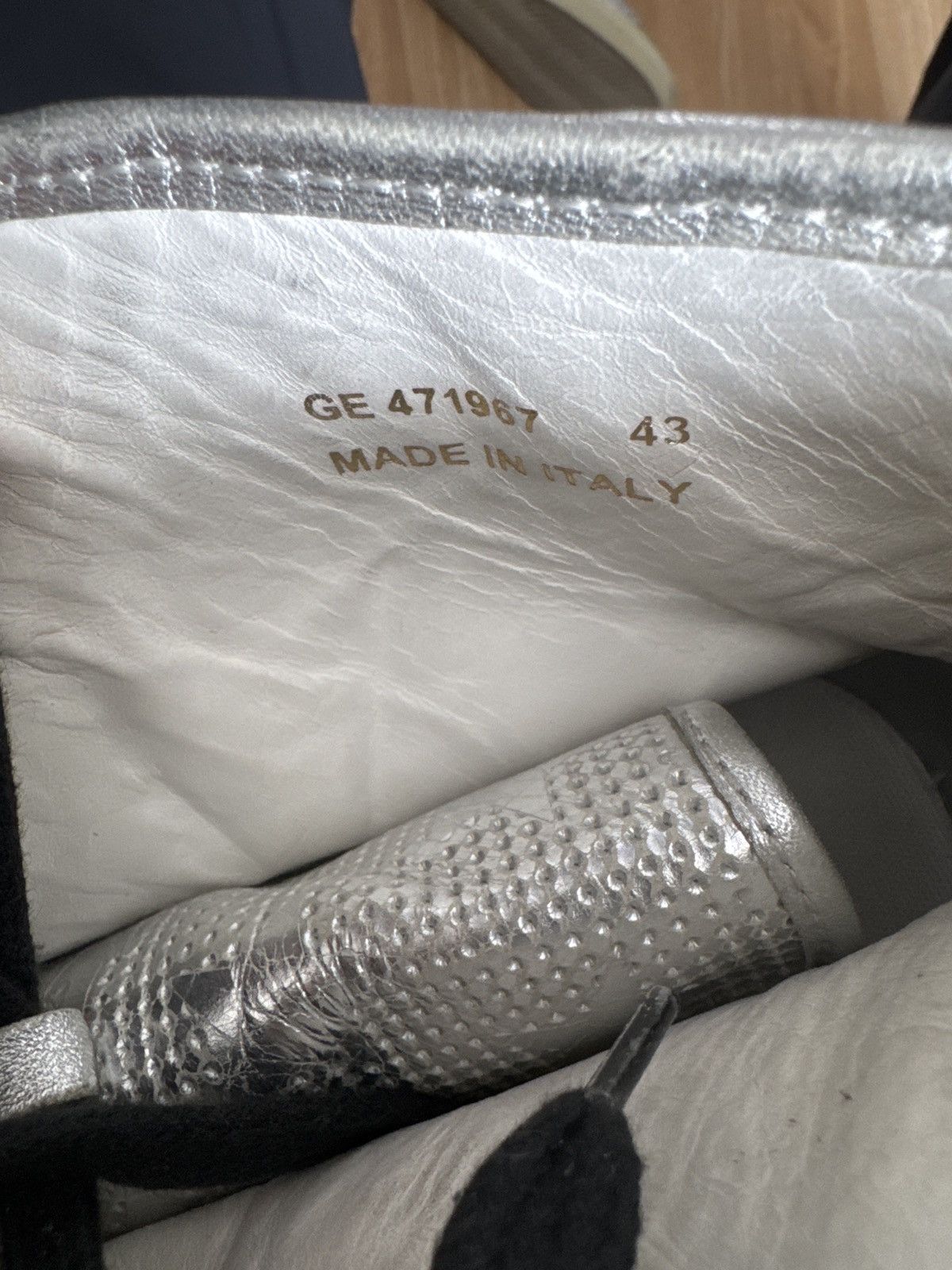 Saint Laurent Paris Saint Laurent Metallic Star Rivington Sneakers Size US 10 / EU 43 - 6 Thumbnail