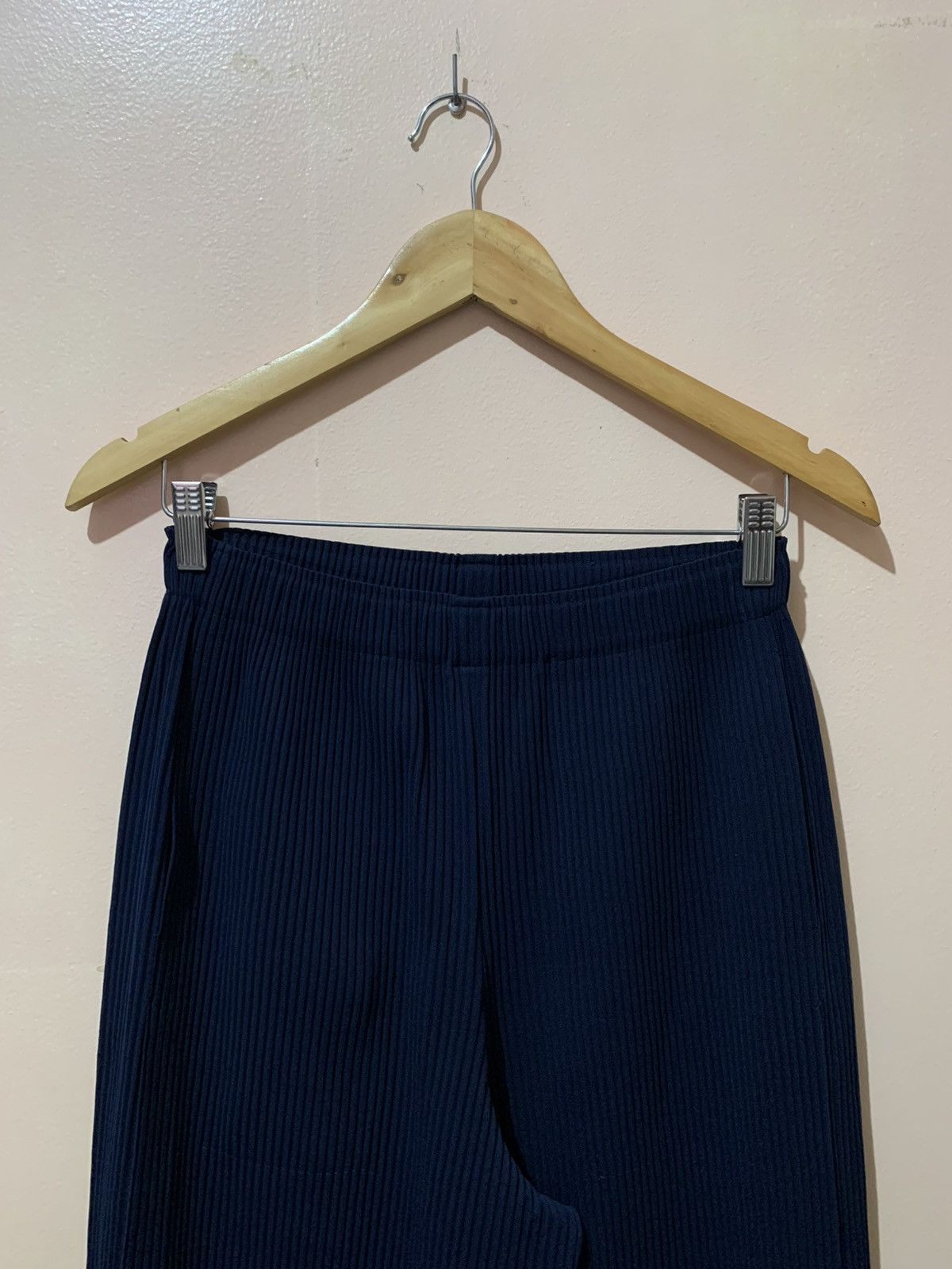 Issey Miyake Issey Miyake - Wide Leg - Pleated Pants - With Flap Size 26" / US 2 / IT 38 - 4 Thumbnail