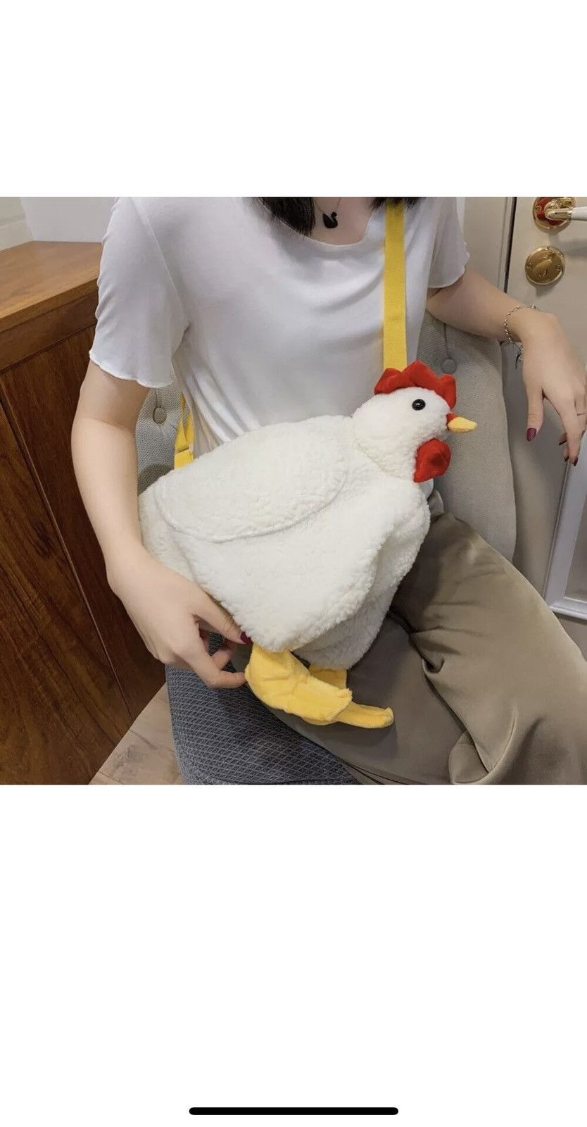 Other Women’s Faux Fur Cartoon Chicken Plush Tote & Crossbody Bag Size ONE SIZE - 3 Thumbnail