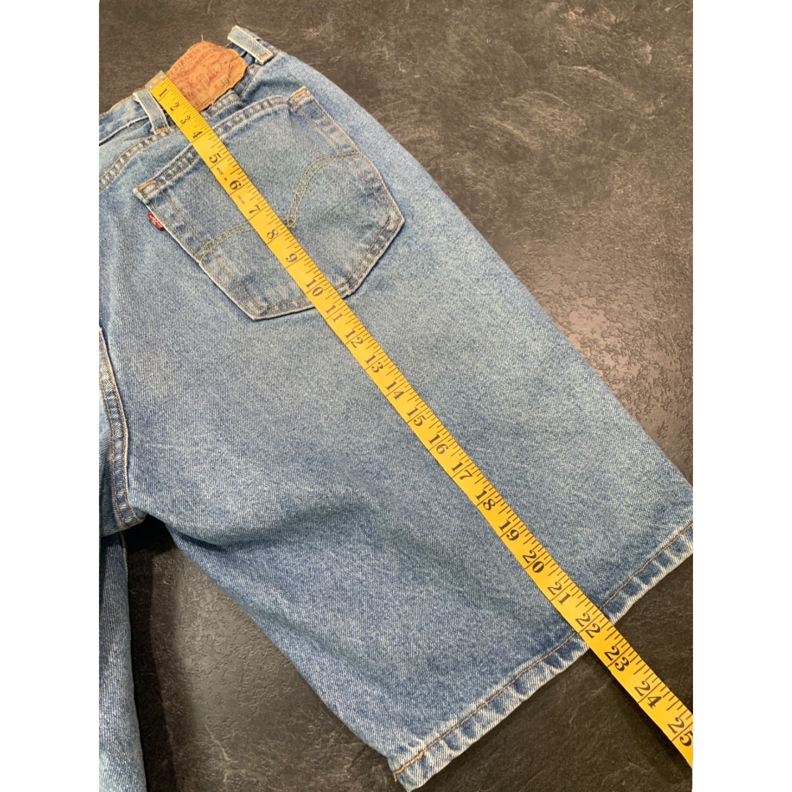 Levi's VINTAGE Levi's Mens Jeans Shorts 38W Relaxed Fit Cotton Denim Casual 90s Mens Size US 34 / EU 50 - 6 Thumbnail