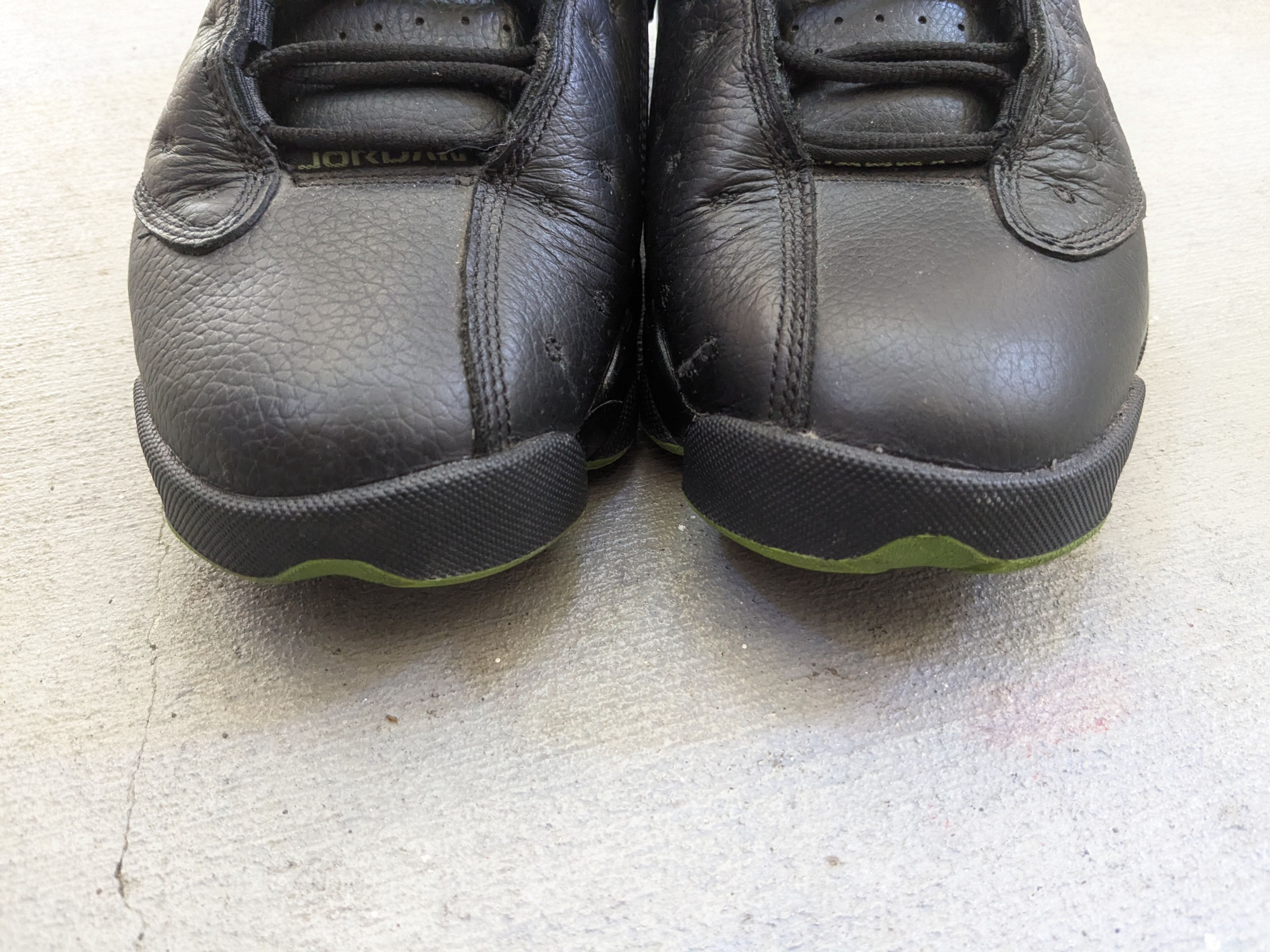 Jordan Brand Nike Air Jordan 13 Retro Altitude 10 Black 414571-042 Size US 10 / EU 43 - 2 Thumbnail