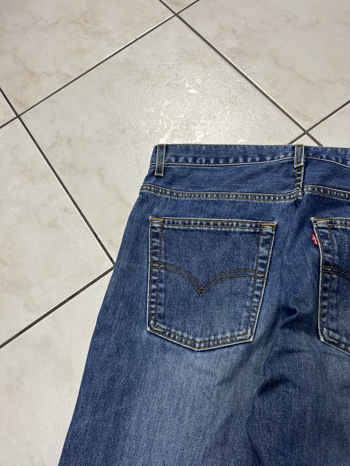 Levi's × Vintage Vintage Levi’s 523 dark washed distressed denim jeans pants Size US 34 / EU 50 - 19 Thumbnail