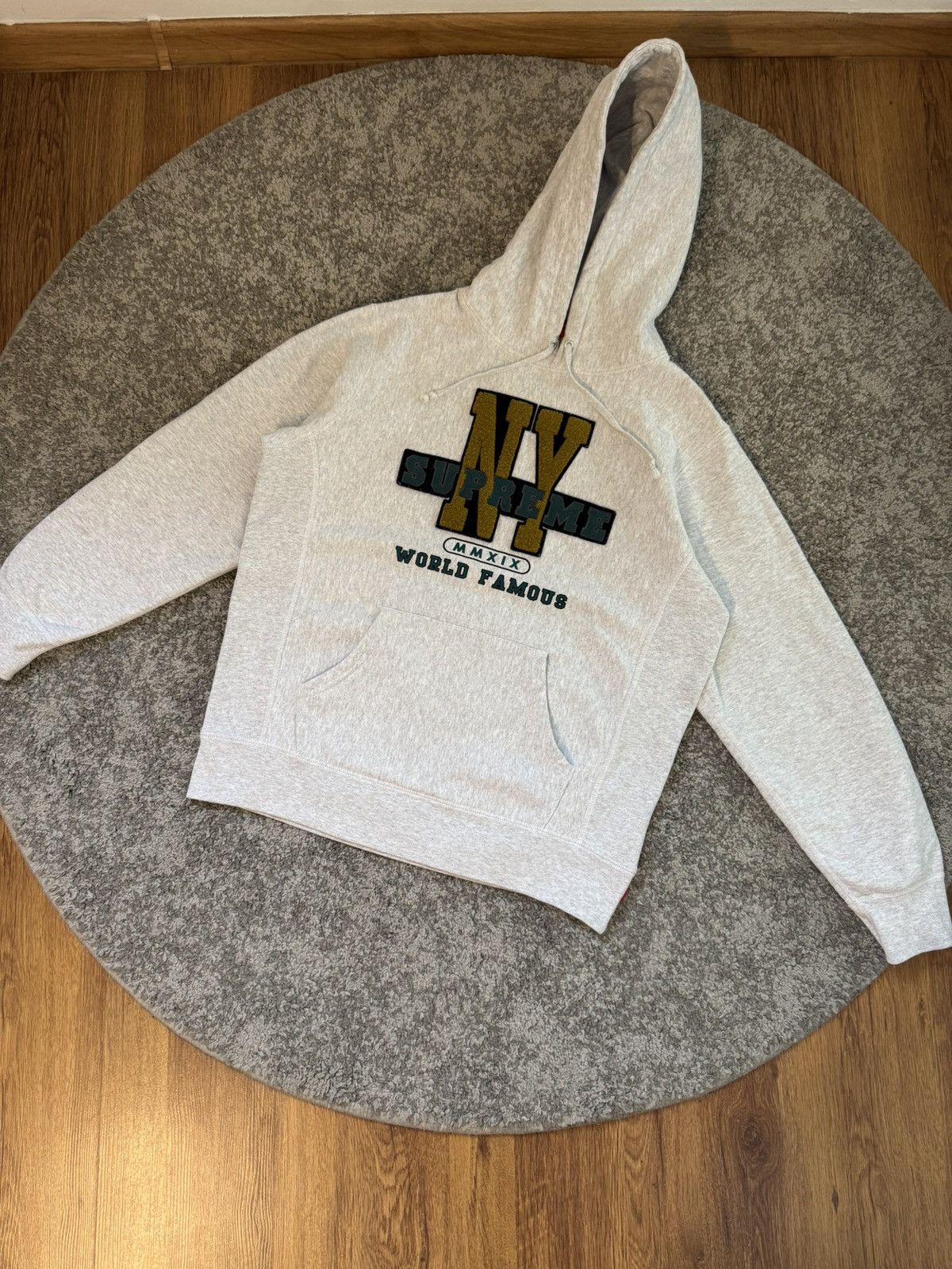 Supreme Supreme made in canada Size US L / EU 52-54 / 3 - 2 Thumbnail