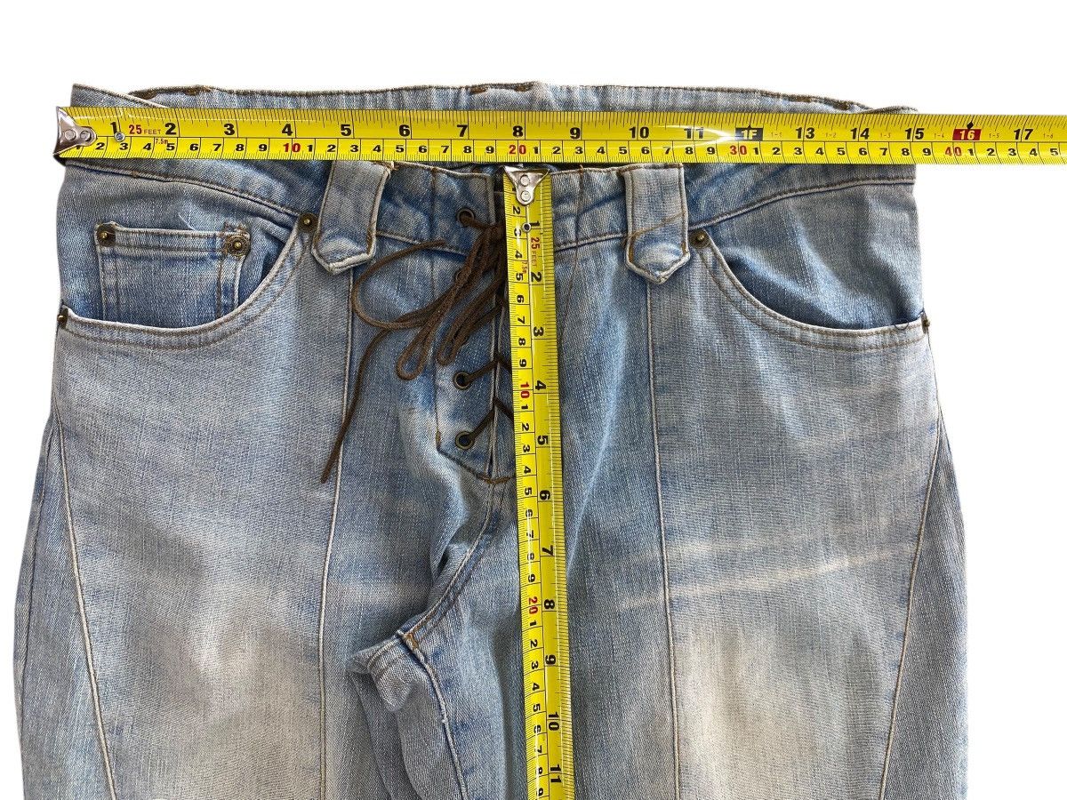 Japanese Brand Japanese Brand Light Wash Arrow Line Style Flare Jeans Size US 30 / EU 46 - 7 Thumbnail
