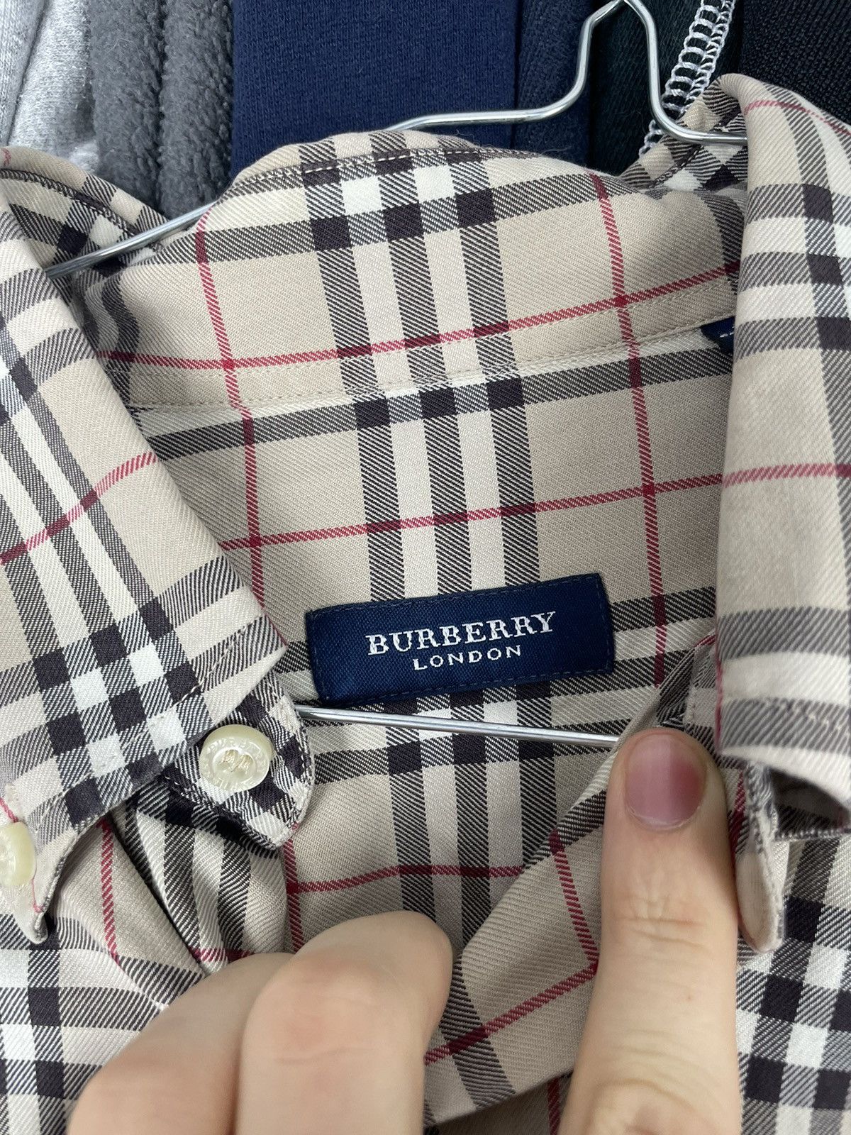 Burberry × Vintage Vintage 90s Burberry London Nova Check Plaid Shirt RARE y2k Size US M / EU 48-50 / 2 - 2 Thumbnail