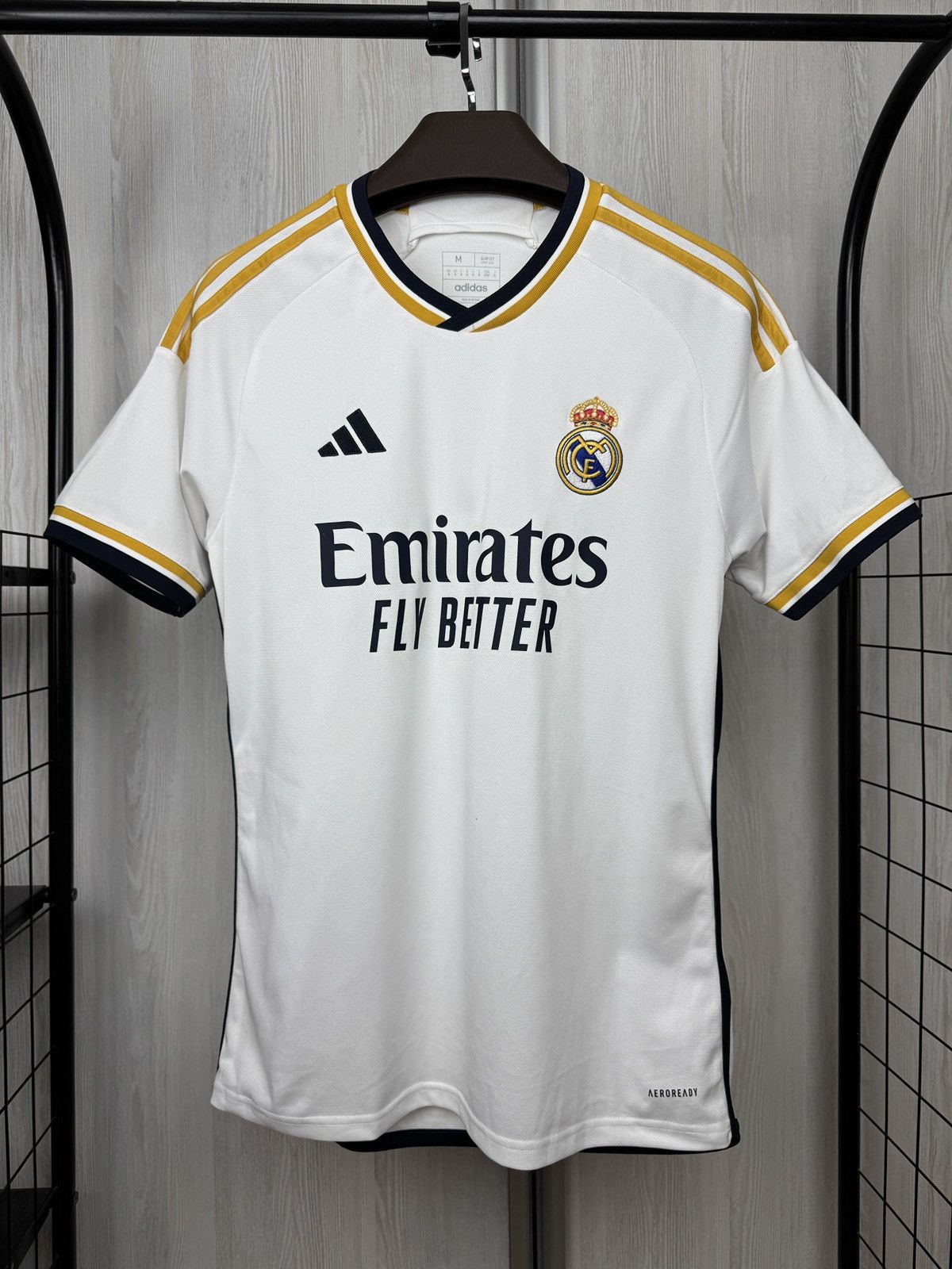 Adidas Jersey Adidas Real Madrid Home 2023/2024 Medium Shirt HR3796 Size US M / EU 48-50 / 2 - 2 Thumbnail