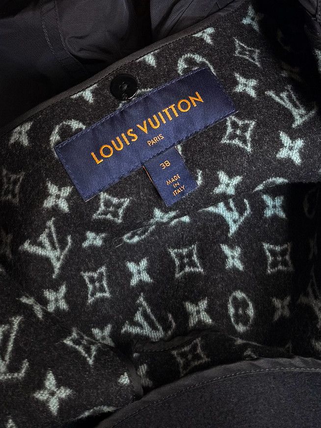 Louis Vuitton Louis Vuitton Black Raincoat With Amovible Monogram Lining Size S / US 4 / IT 40 - 16 Thumbnail