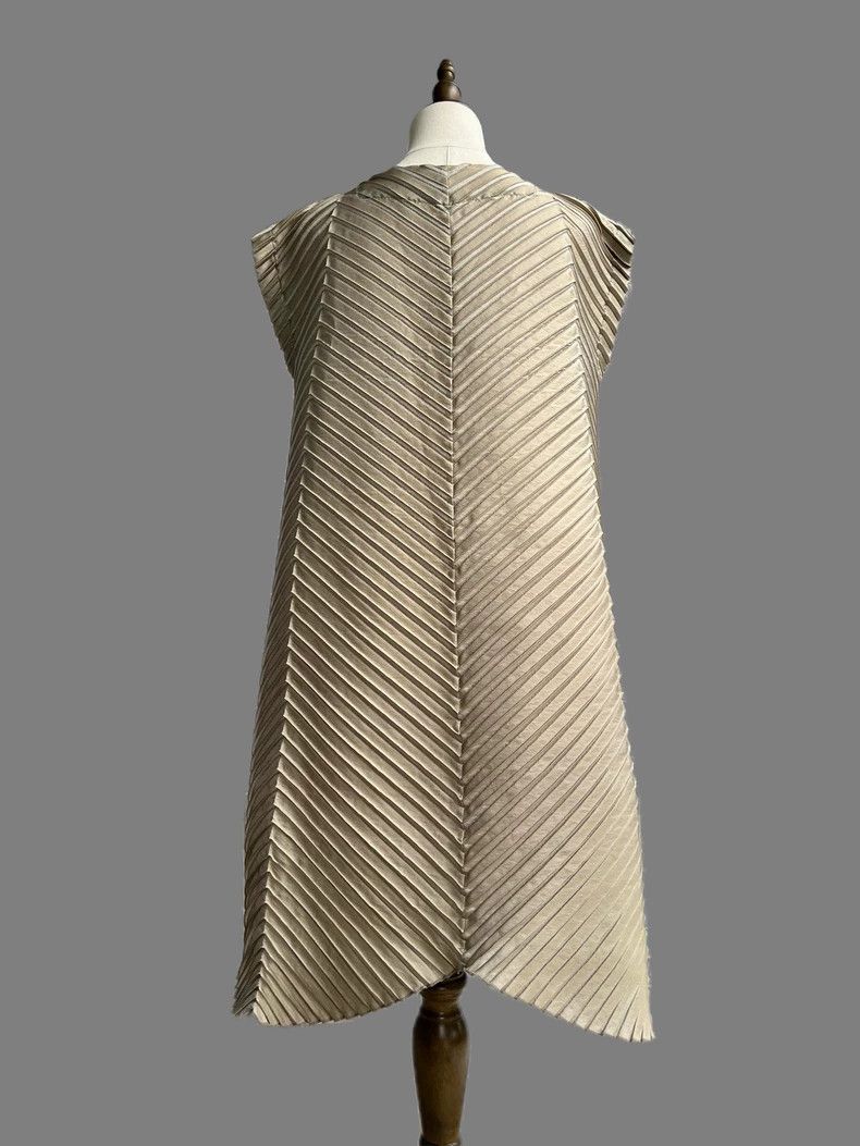 Issey Miyake Issey Miyake size:2 Beige twill mainline dress Size XS / US 0-2 / IT 36-38 - 3 Thumbnail