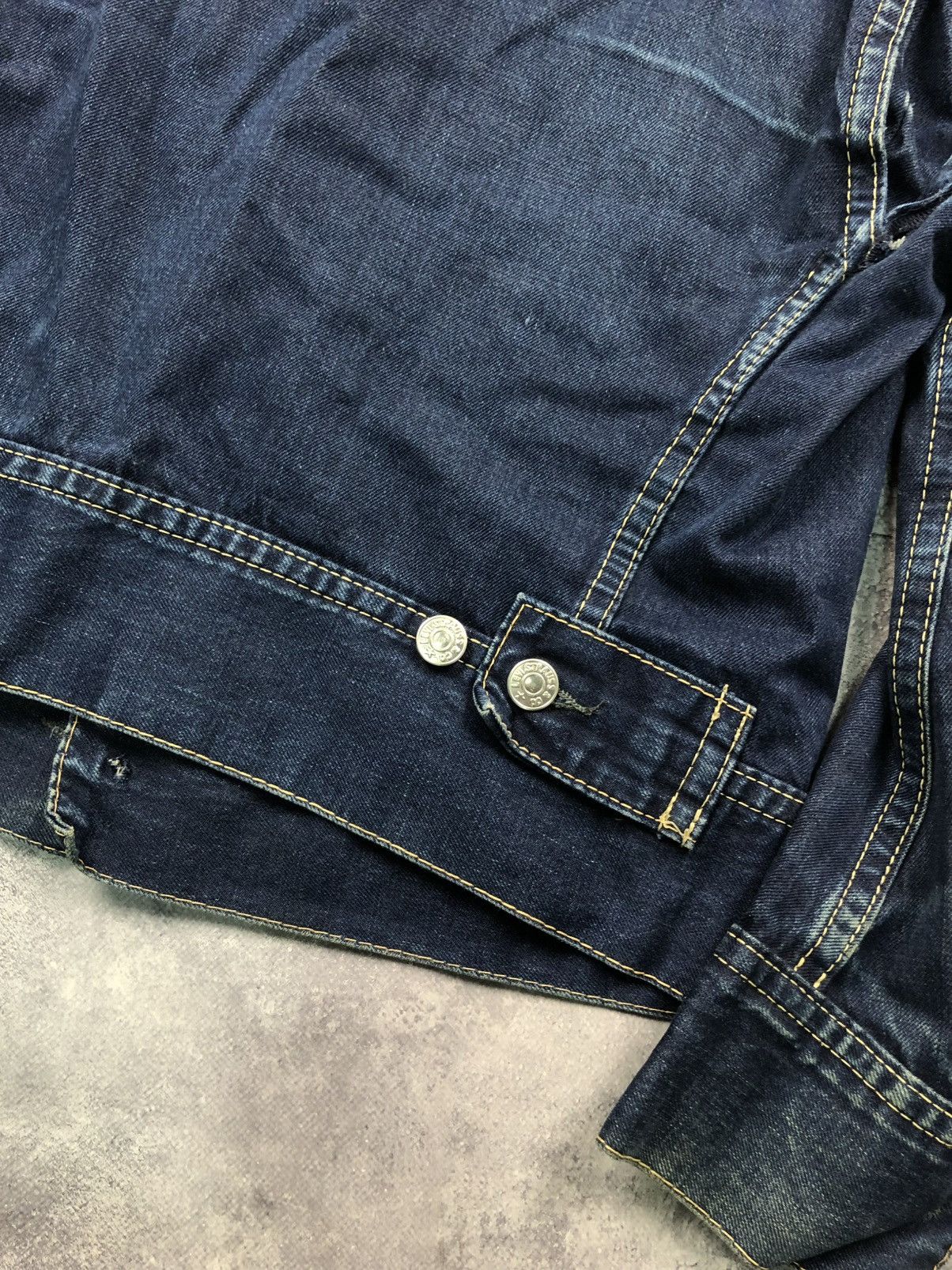 Levi's LEVIS Vintage Blue Denim Jacket Streetwear Faded Japanese Size L / US 10 / IT 46 - 12 Thumbnail
