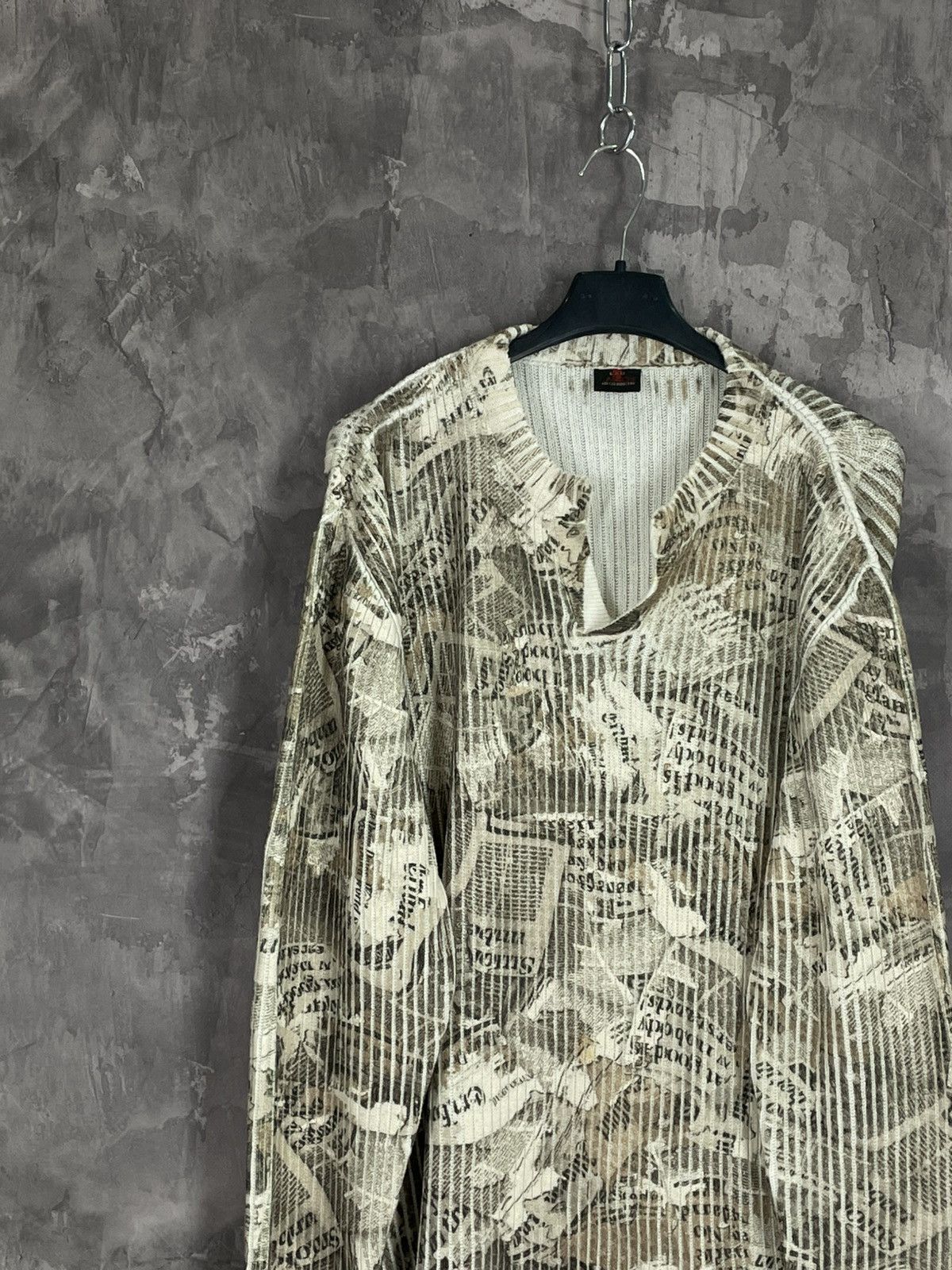 Vintage Y2K Vintage Knit Avant Garde Multi Logo Sweater Size US L / EU 52-54 / 3 - 3 Thumbnail