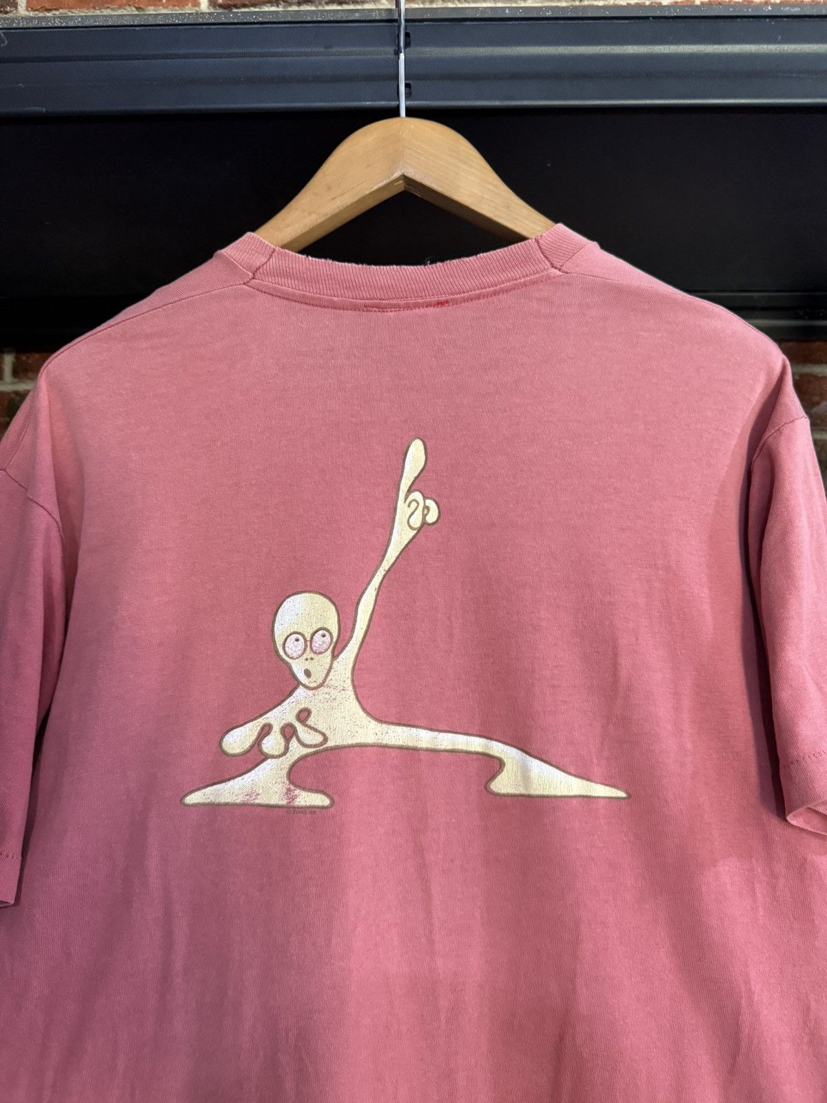 Alien Workshop Thrashed Vintage 90s Xing Alien Skateboard Sun Faded Tee Size US L / EU 52-54 / 3 - 2 Thumbnail