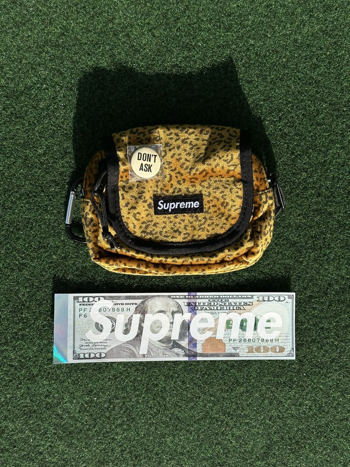 Supreme Supreme Velvet Mini Pouch Size ONE SIZE - 1 Thumbnail