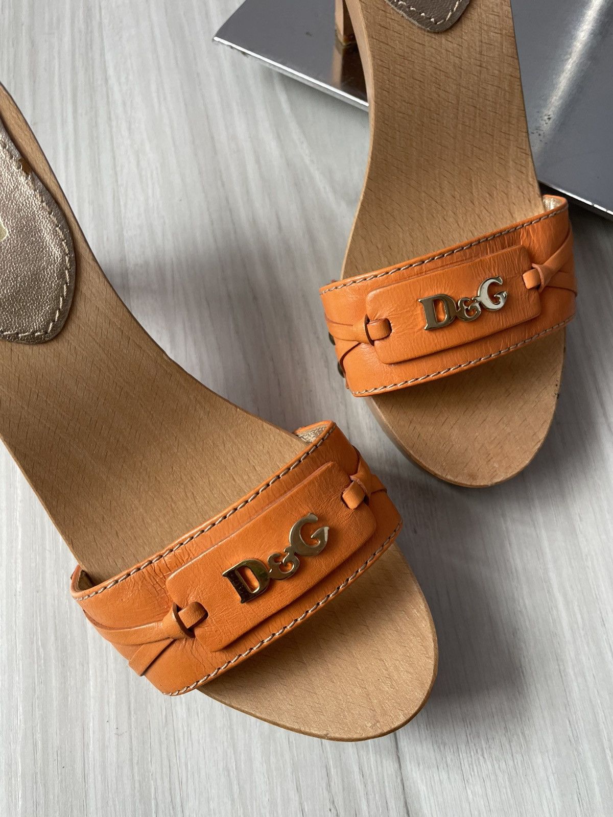 Dolce & Gabbana Dolce Gabbana mules Size US 6.5 / IT 36.5 - 14 Thumbnail