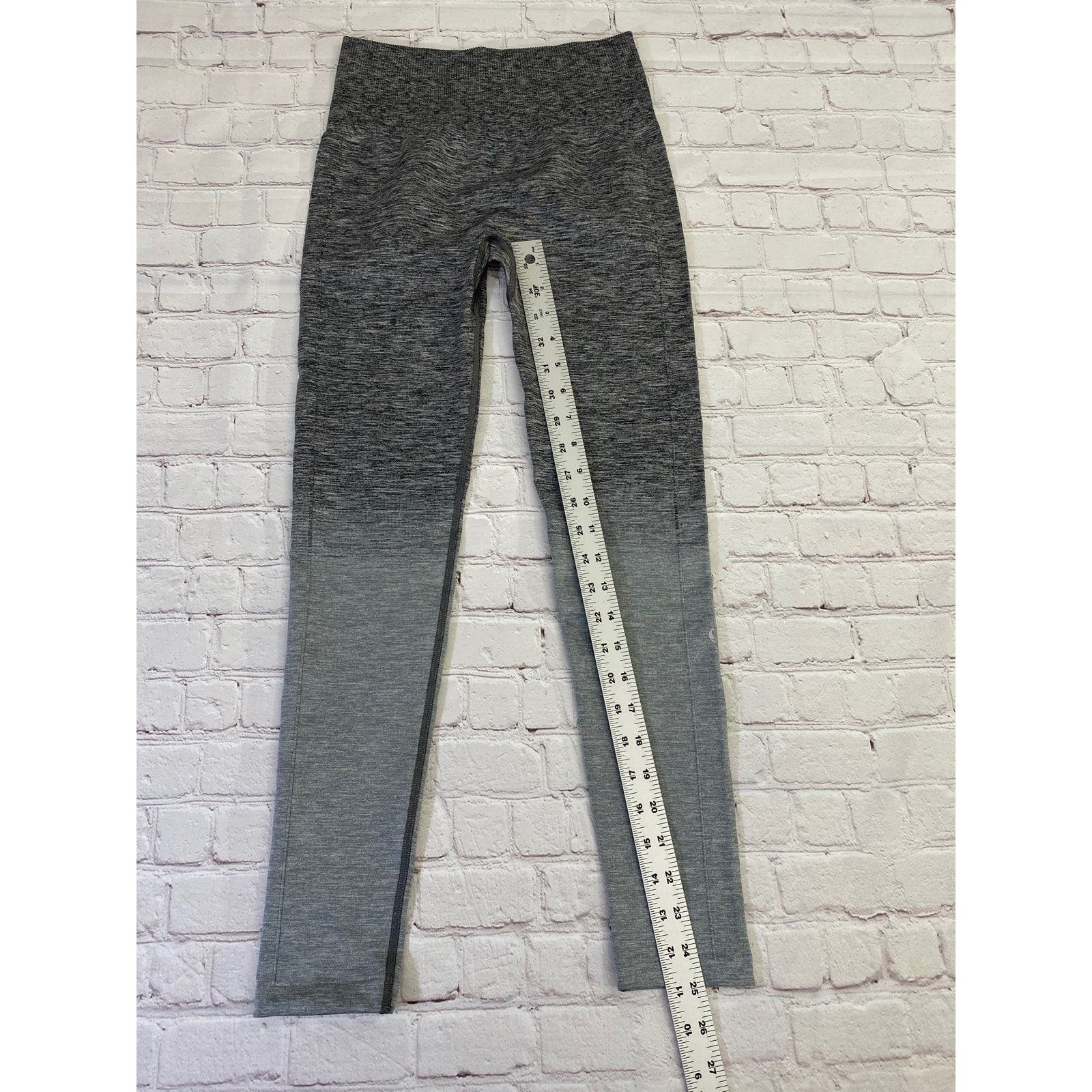 Lululemon lululemon seamless leggings size 4 Size 27" / US 4 / IT 40 - 8 Thumbnail