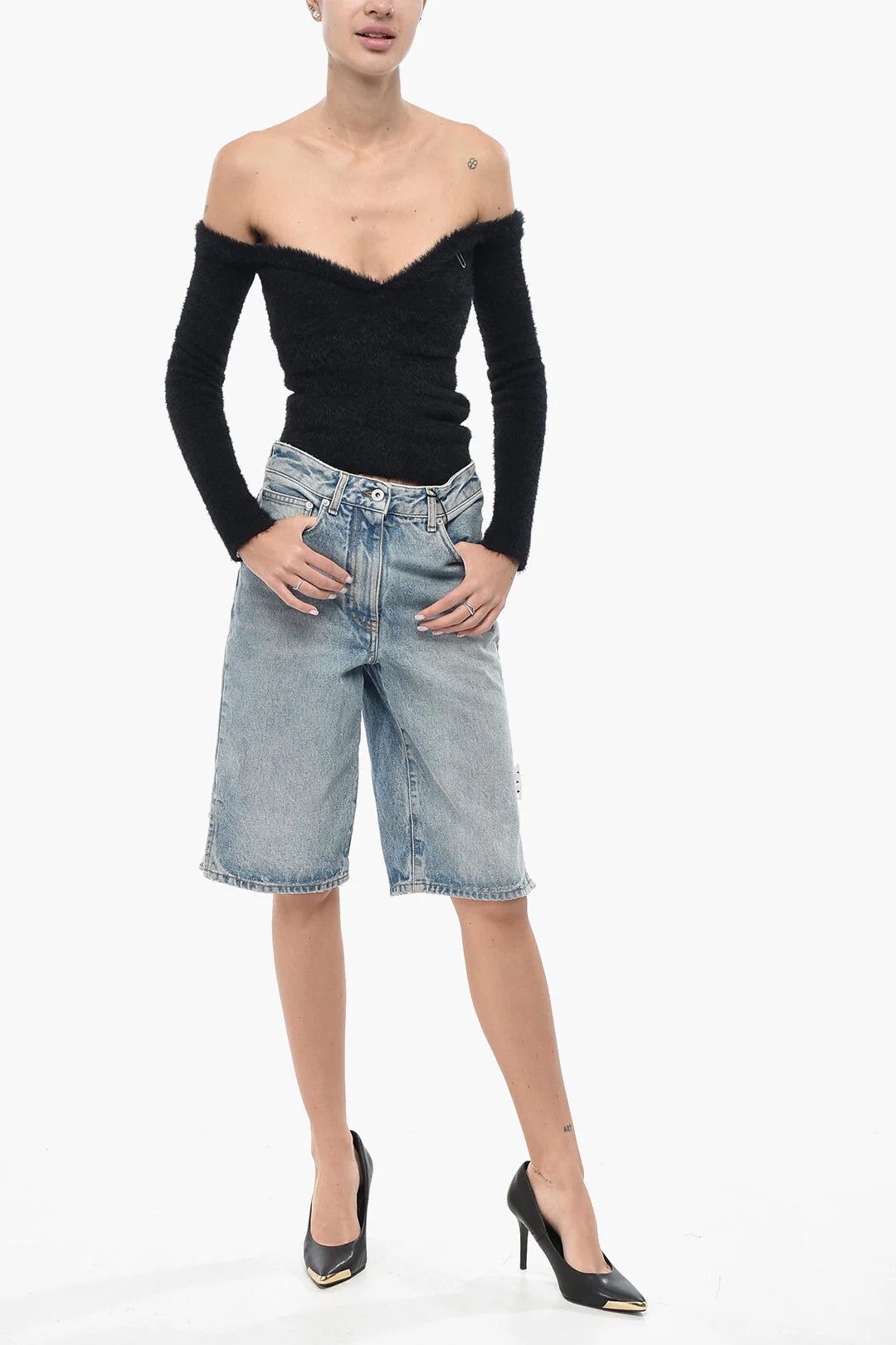 Off-White og1mm0426 5-Pocket Light Wash Denim Short in Light Blue Size 26" / US 2 / IT 38 - 4 Thumbnail