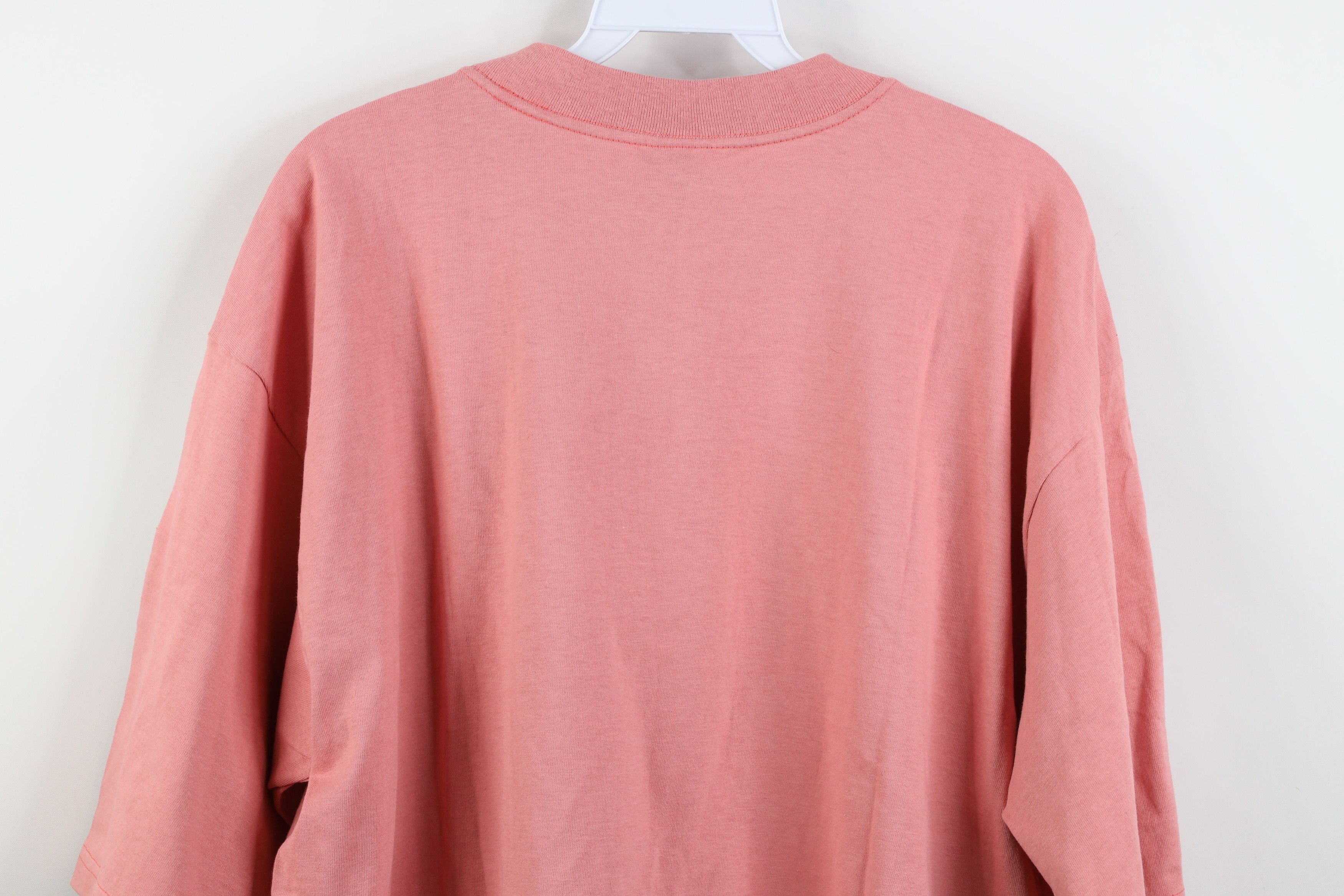 Vintage Vintage 90s Streetwear Alaska Flower Baggy Fit T-Shirt Pink Size XL / US 12-14 / IT 48-50 - 9 Thumbnail