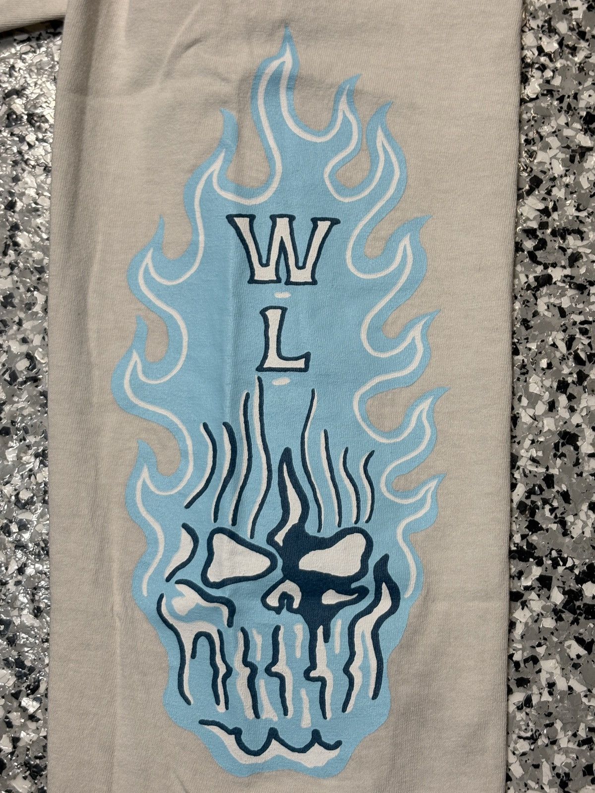 Warren Lotas 2022 Warren Lotas Signature “FLAMED SKULLS” L/S Shirt Size L Size US L / EU 52-54 / 3 - 5 Thumbnail
