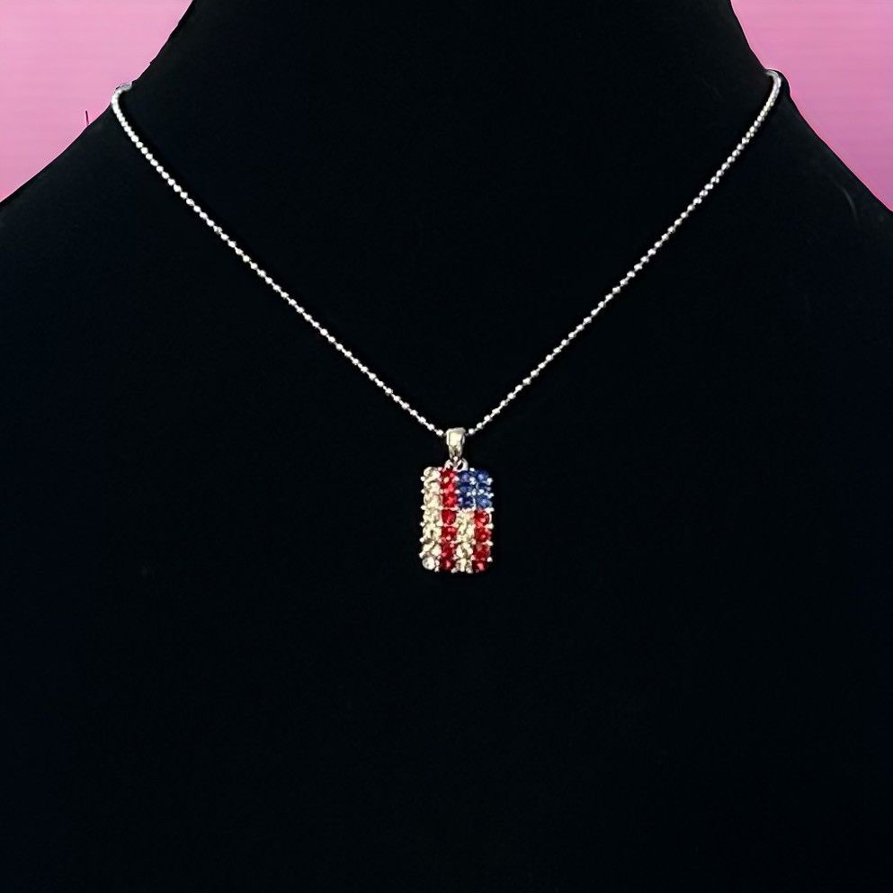 Other Rhinestone American flag pendant necklace Size ONE SIZE - 1 Thumbnail