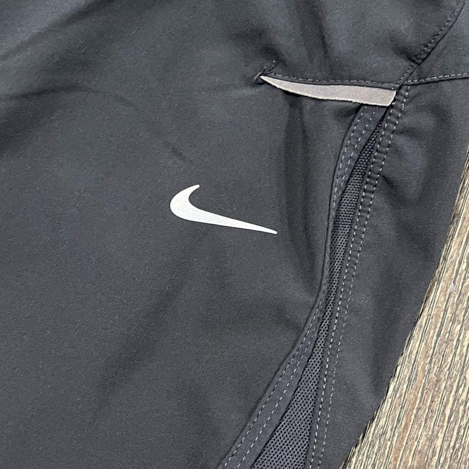Nike Nike Dri-Fit Athletic Mini Skirt Drawstring Elastic Waist M Size 26" / US 2 / IT 38 - 2 Thumbnail