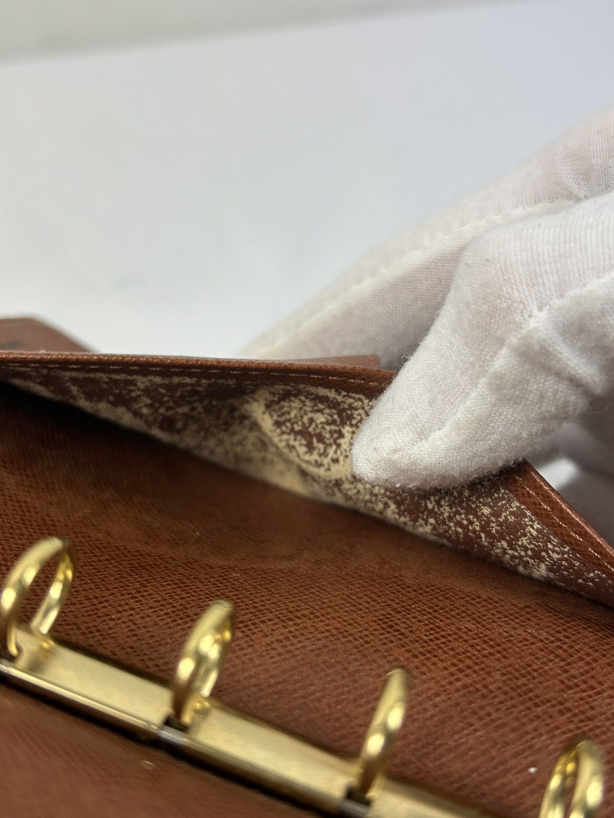 Louis Vuitton Louis Vuitton Monogram Agenda Case Size ONE SIZE - 6 Thumbnail