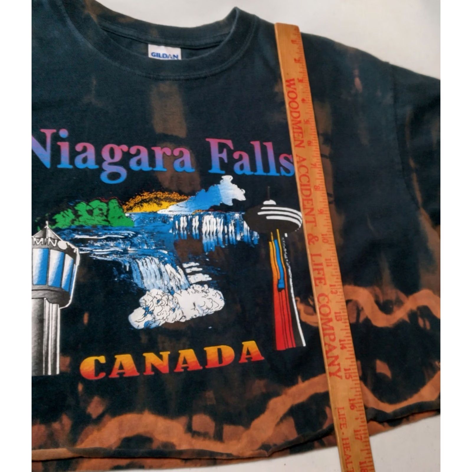 Gildan VINTAGE Gildan Rainbow Bleach Dye Niagara Falls Canada Crop Top Shirt L Black Unisex Adults Crew Neck Short Sleeve Graphic Waterfall - Size US L / EU 52-54 / 3 - 6 Thumbnail